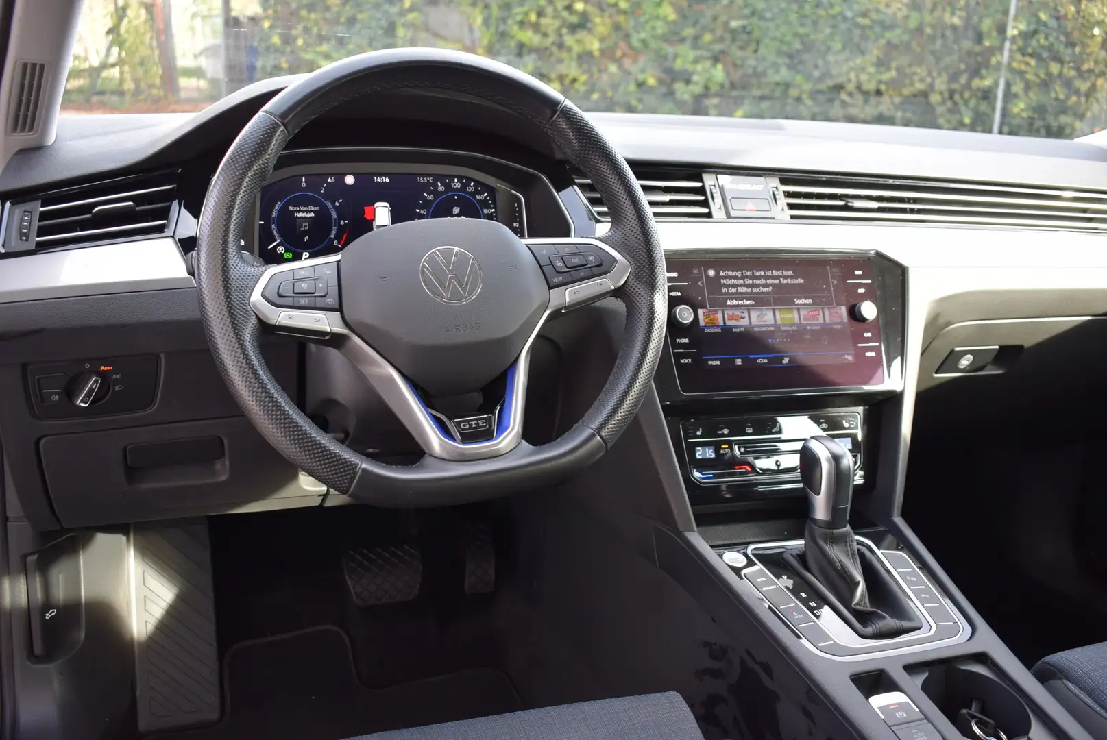 Volkswagen Passat Variant GTE eHybrid DSG/Matrix/ALU/Kamera/Navi/VirtualC Blau - 2