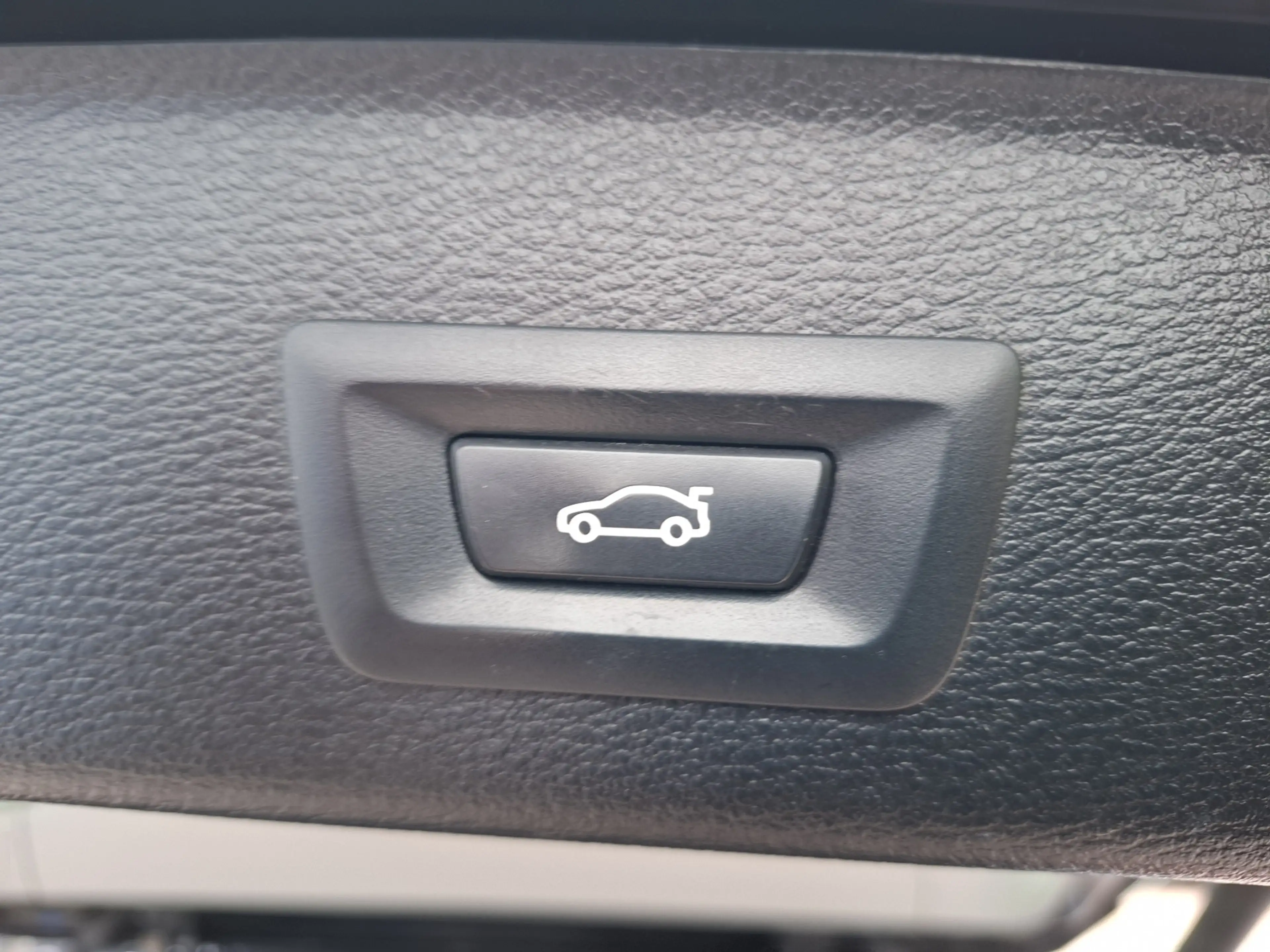 BMW X3 xDrive20d High Executive LEER/XENON/PDC/TREKHAAK 1 — photo 15