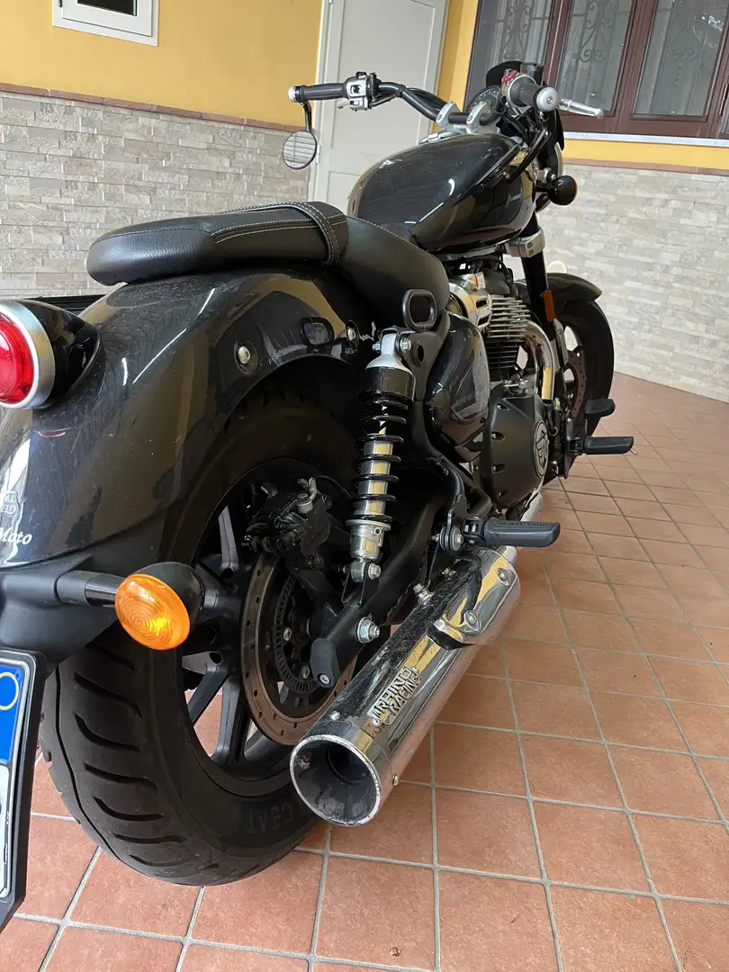 Royal Enfield Super Meteor 650 - 1