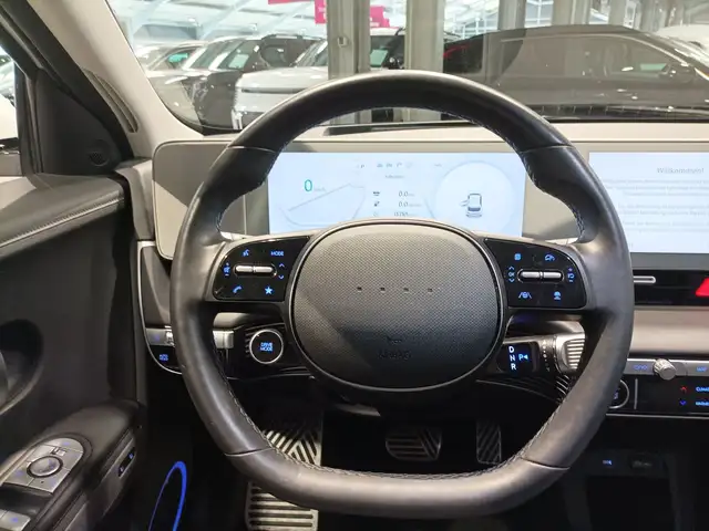 Hyundai Ioniq 5 view 10