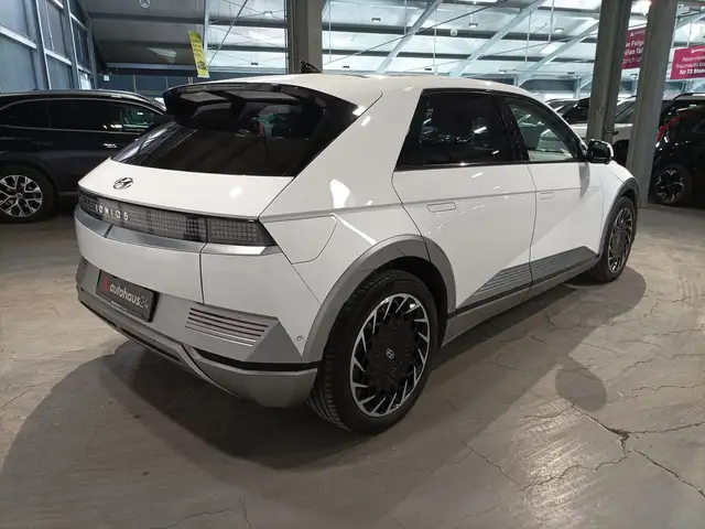 Hyundai Ioniq 5 view 5