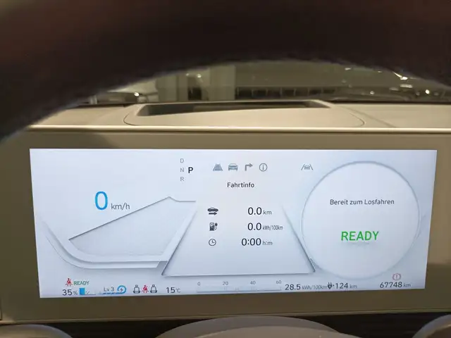 Hyundai Ioniq 5 view 7