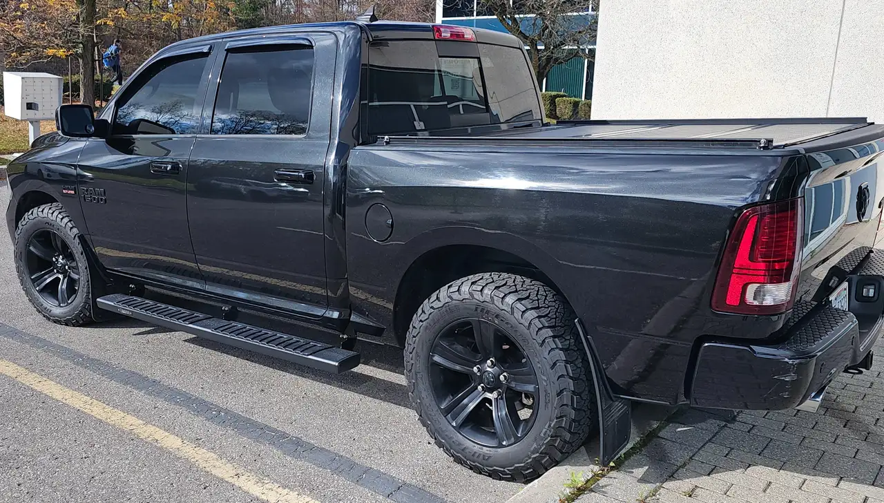 RAM 1500 снимка RAM 1500