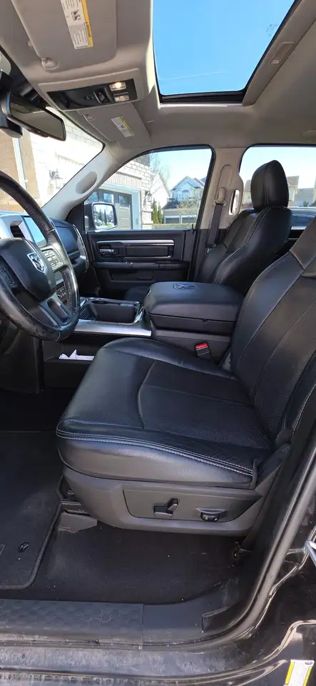 RAM 1500 снимка RAM 1500