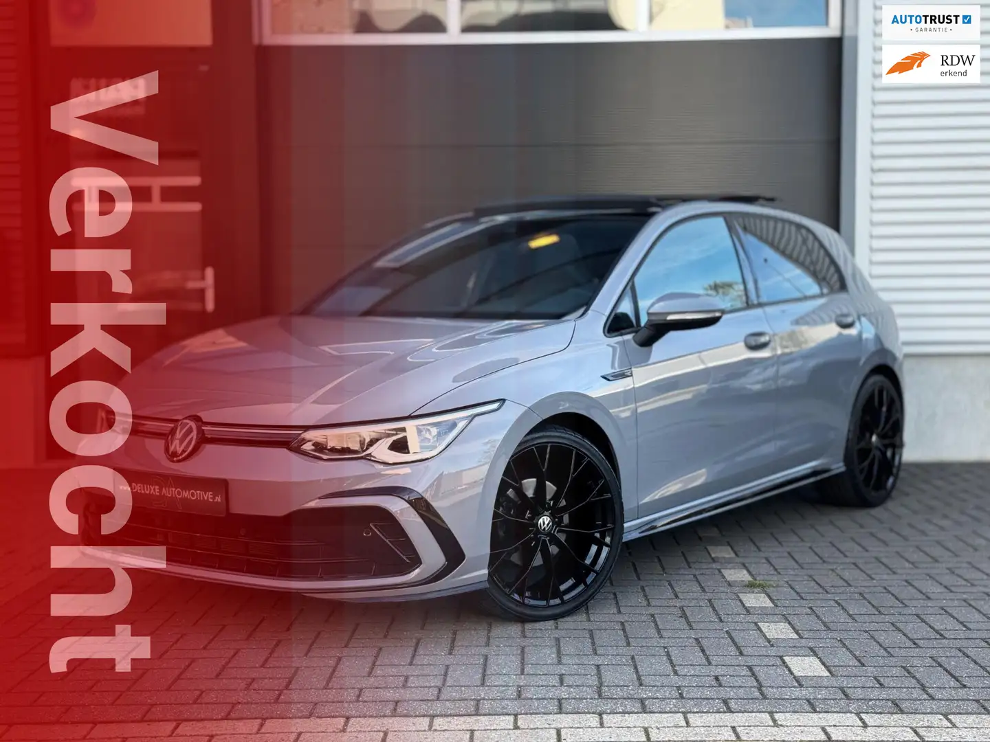 Volkswagen Golf 1.5 eTSI 3x R-Line Panodak, IQ Light Grijs - 1