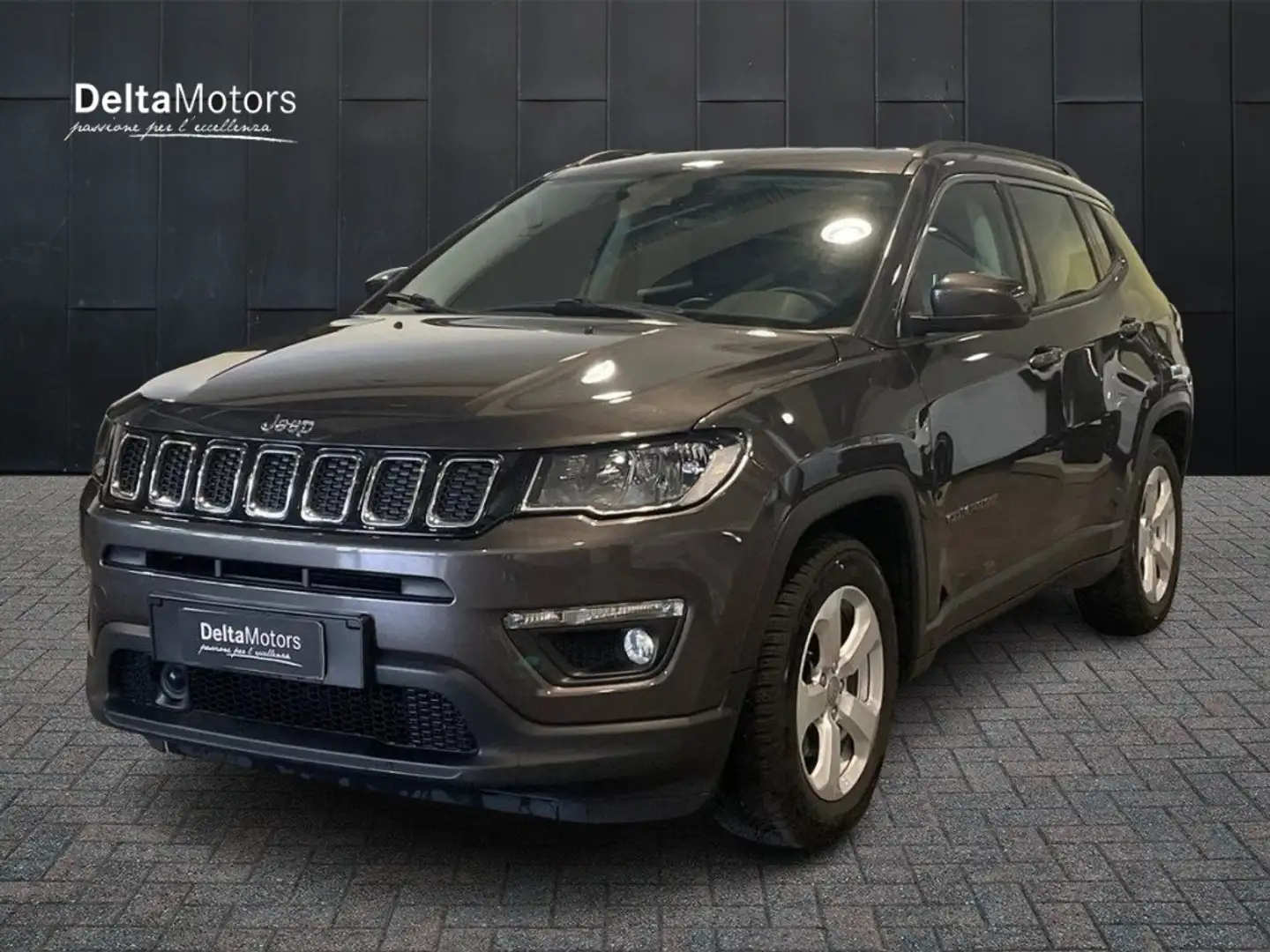 Jeep Compass 1.6 Multijet II Longitude Grau - 1