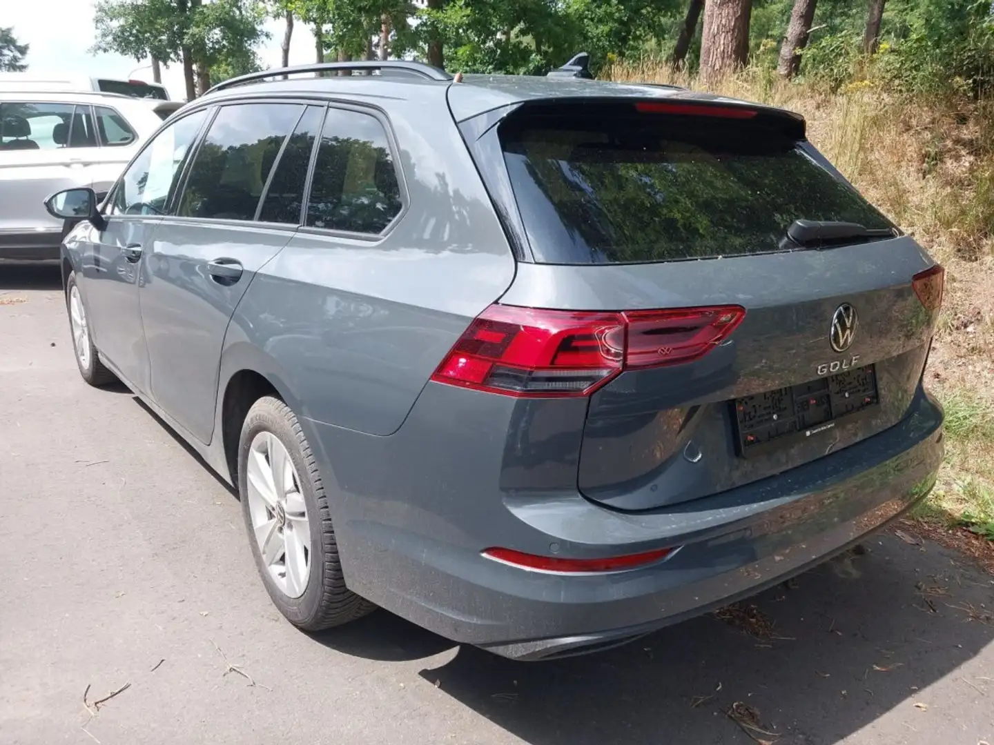 Volkswagen Golf 2.0 TDI*Life*Navi*Standheizung*RKam*Shz*AHK Gri - 2