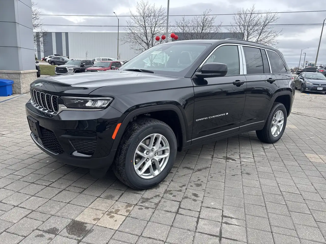 Jeep Grand Cherokee снимка Jeep Grand Cherokee