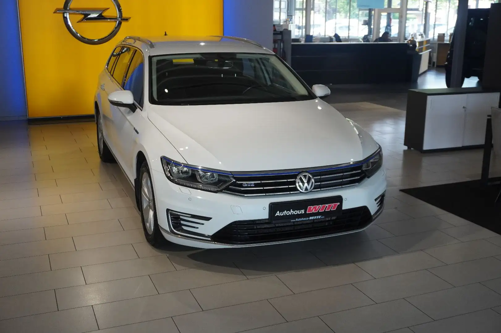 Volkswagen Passat Variant GTE °ACC°CarPlay°Kam°Leder°AHK° Blanc - 1