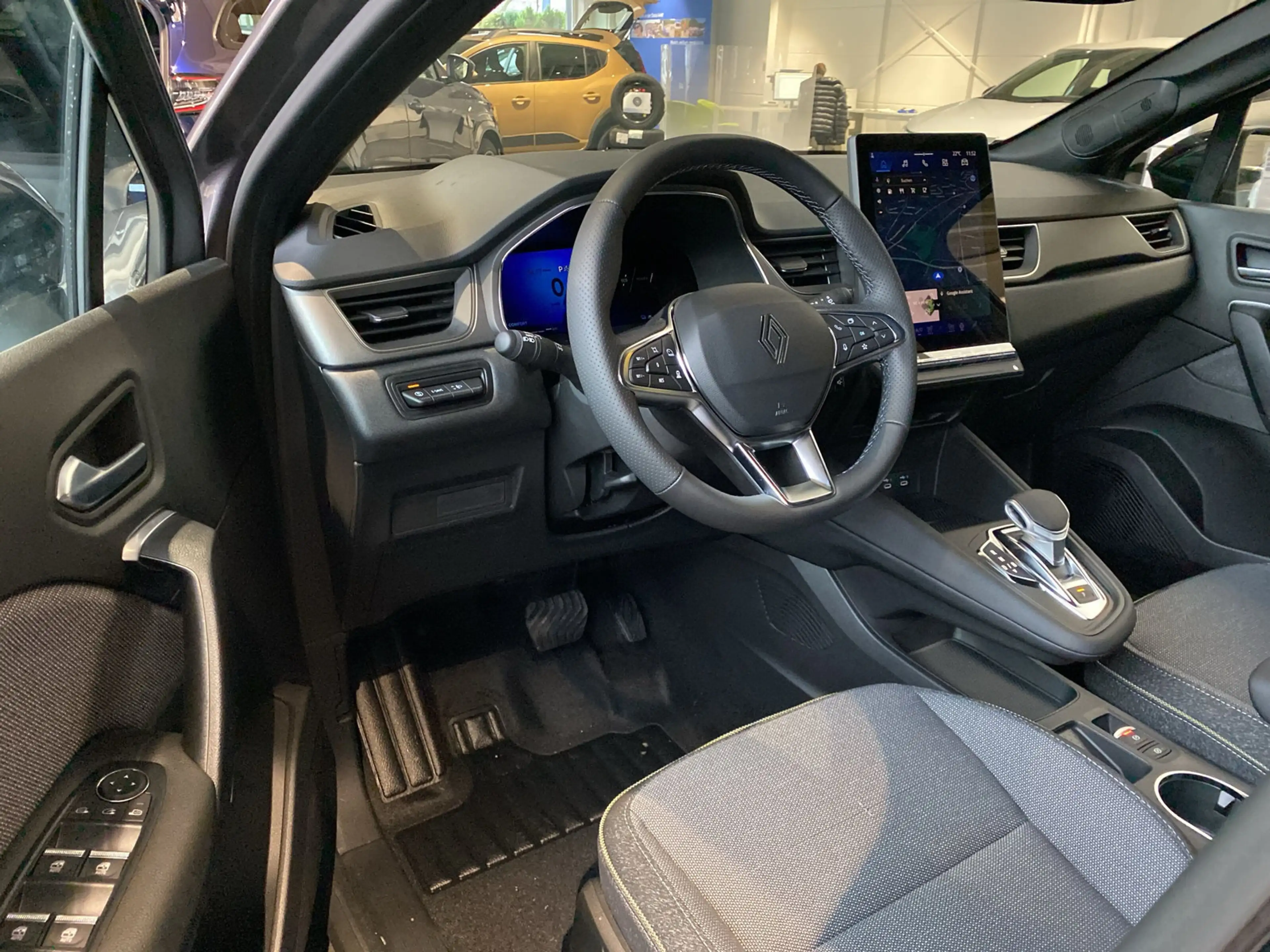 Renault Symbioz Techno E-Tech Full Hybrid 145 Navi PDC — photo 10