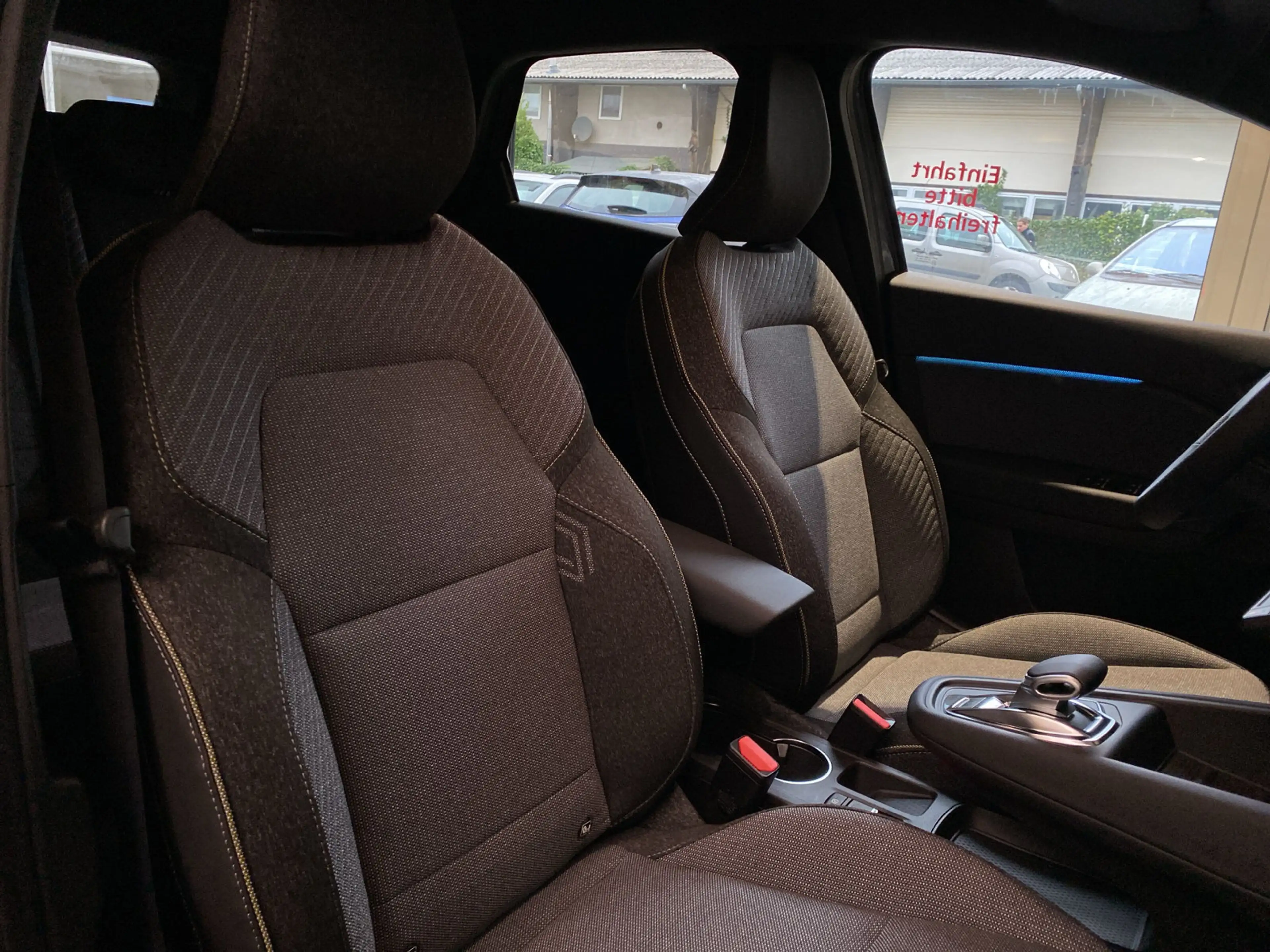 Renault Symbioz Techno E-Tech Full Hybrid 145 Navi PDC — photo 13