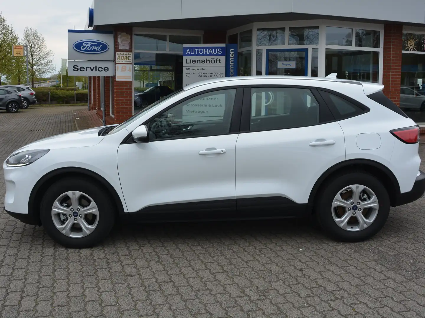 Ford Kuga 1.5 EcoBlue COOL & Connect m. WI-PA/PDC/DAB/5.J. G Weiß - 1