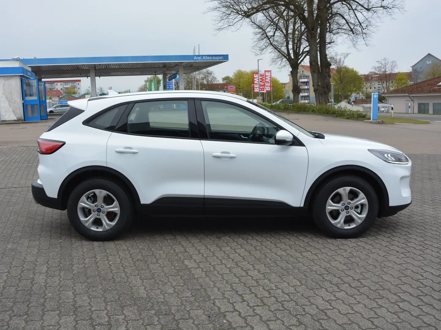 Ford Kuga 1.5 EcoBlue COOL & Connect m. WI-PA/PDC/DAB/5.J. G Weiß - 2