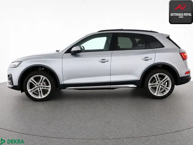 Audi Q5 view 2