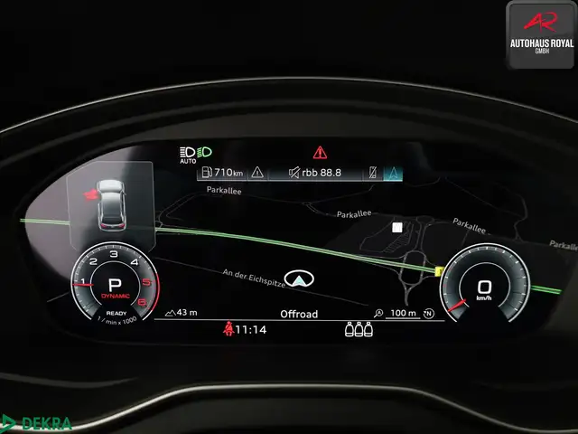 Audi Q5 view 18
