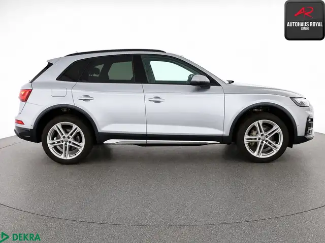 Audi Q5 view 6