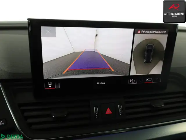 Audi Q5 view 14