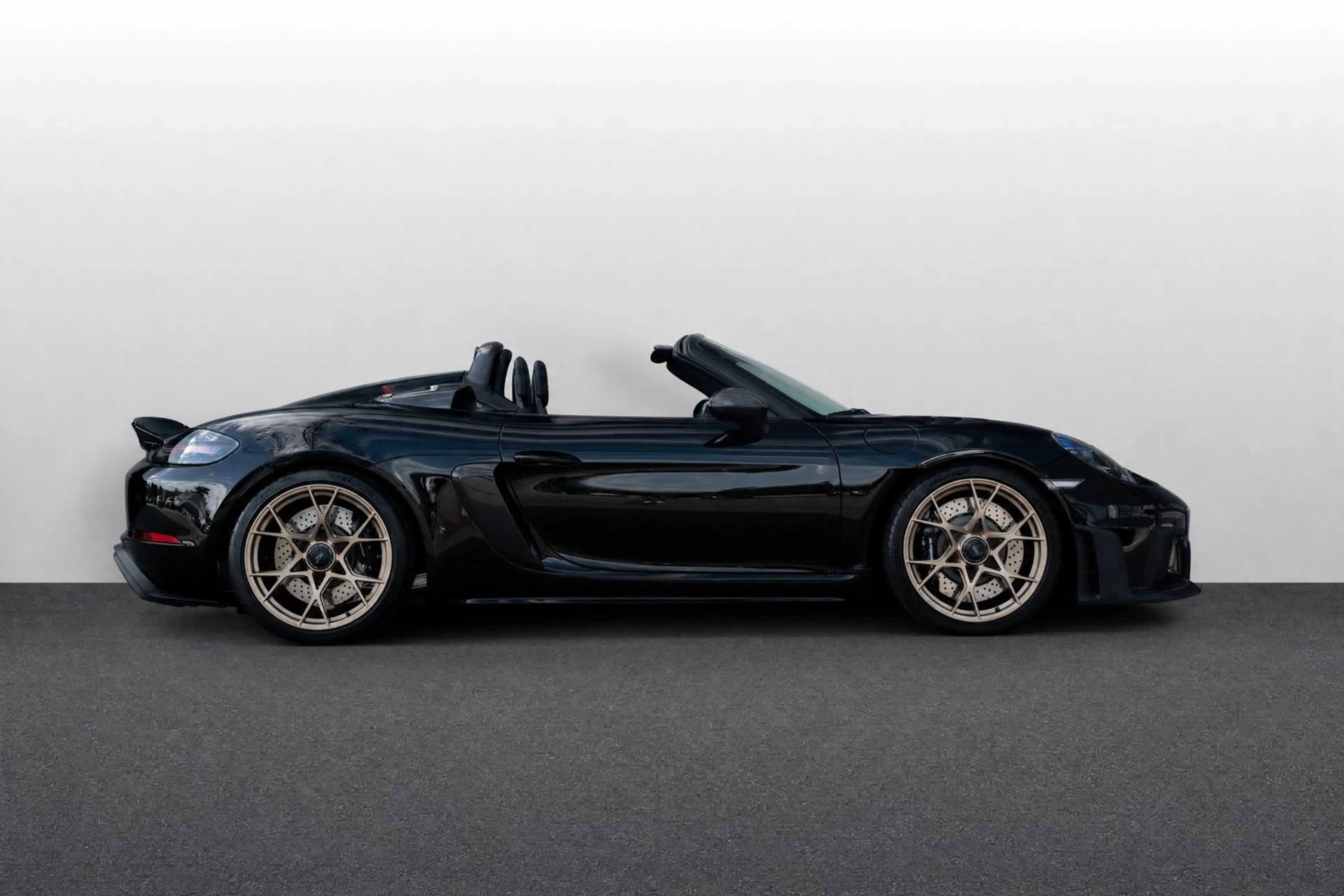 Porsche 718 Spyder Spyder RS — photo 13