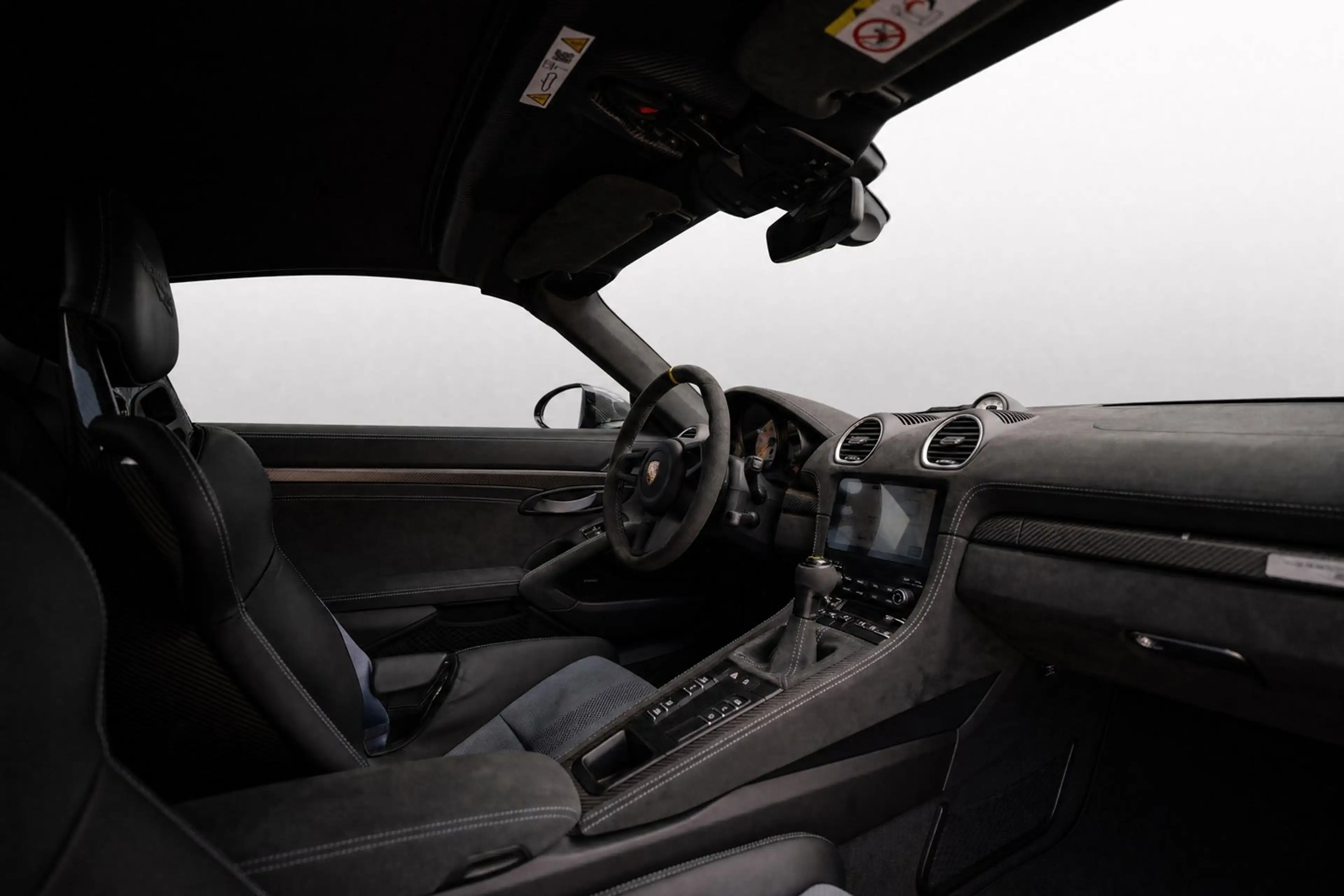 Porsche 718 Spyder Spyder RS — photo 14