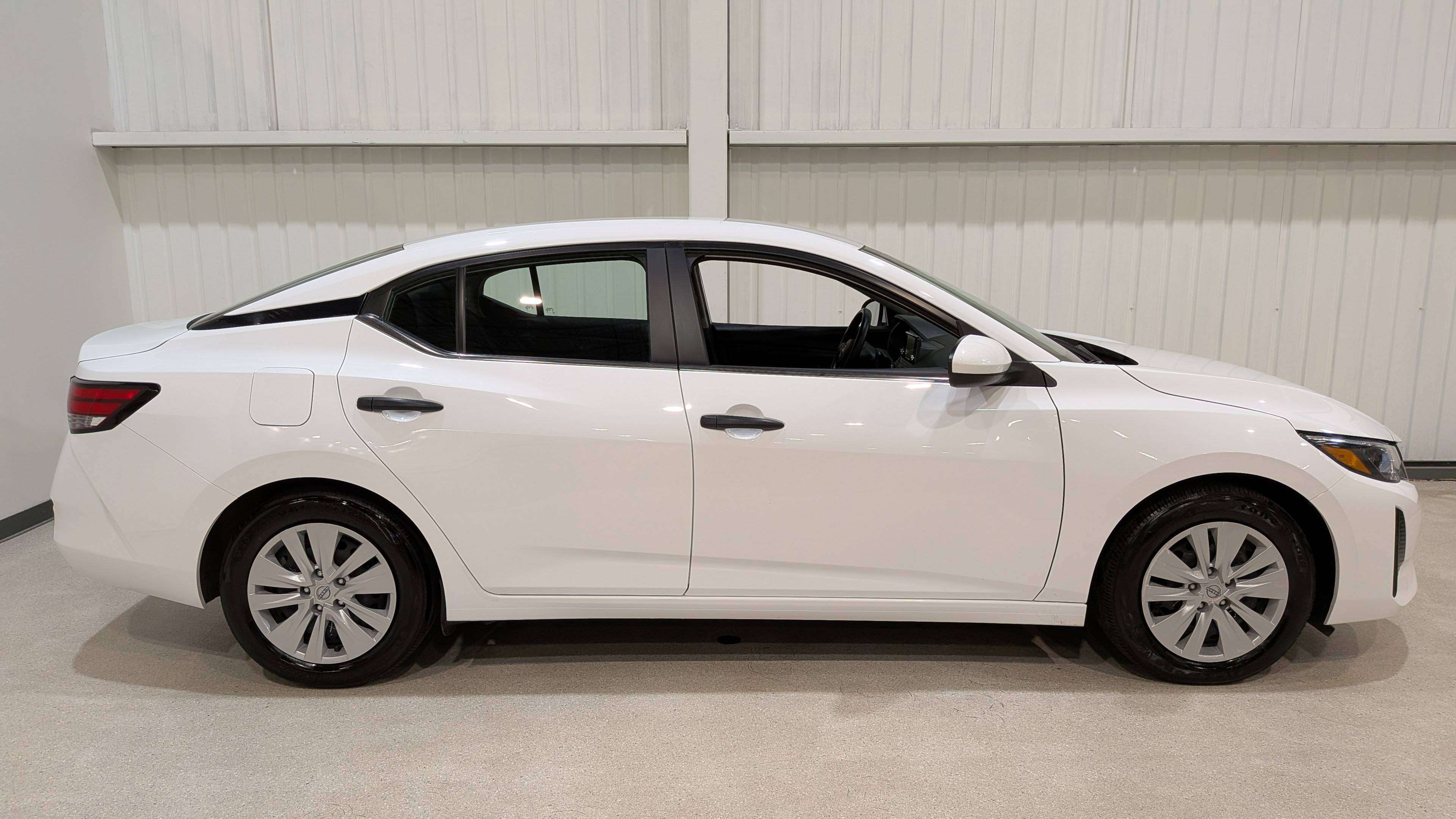 Nissan Sentra 2024