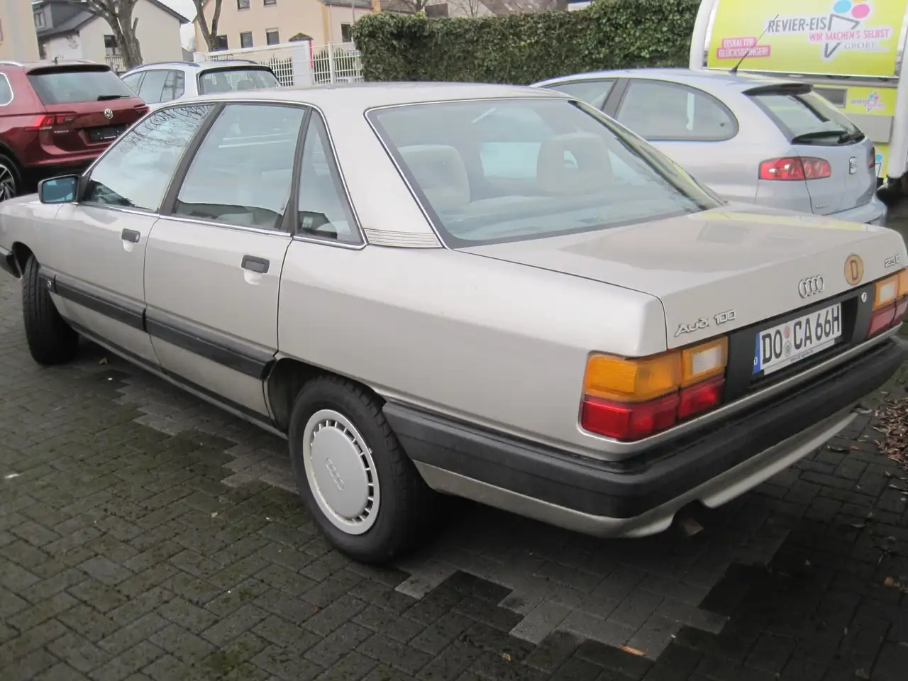 Audi 100 2.3 E mit H-Kennz, foto 3