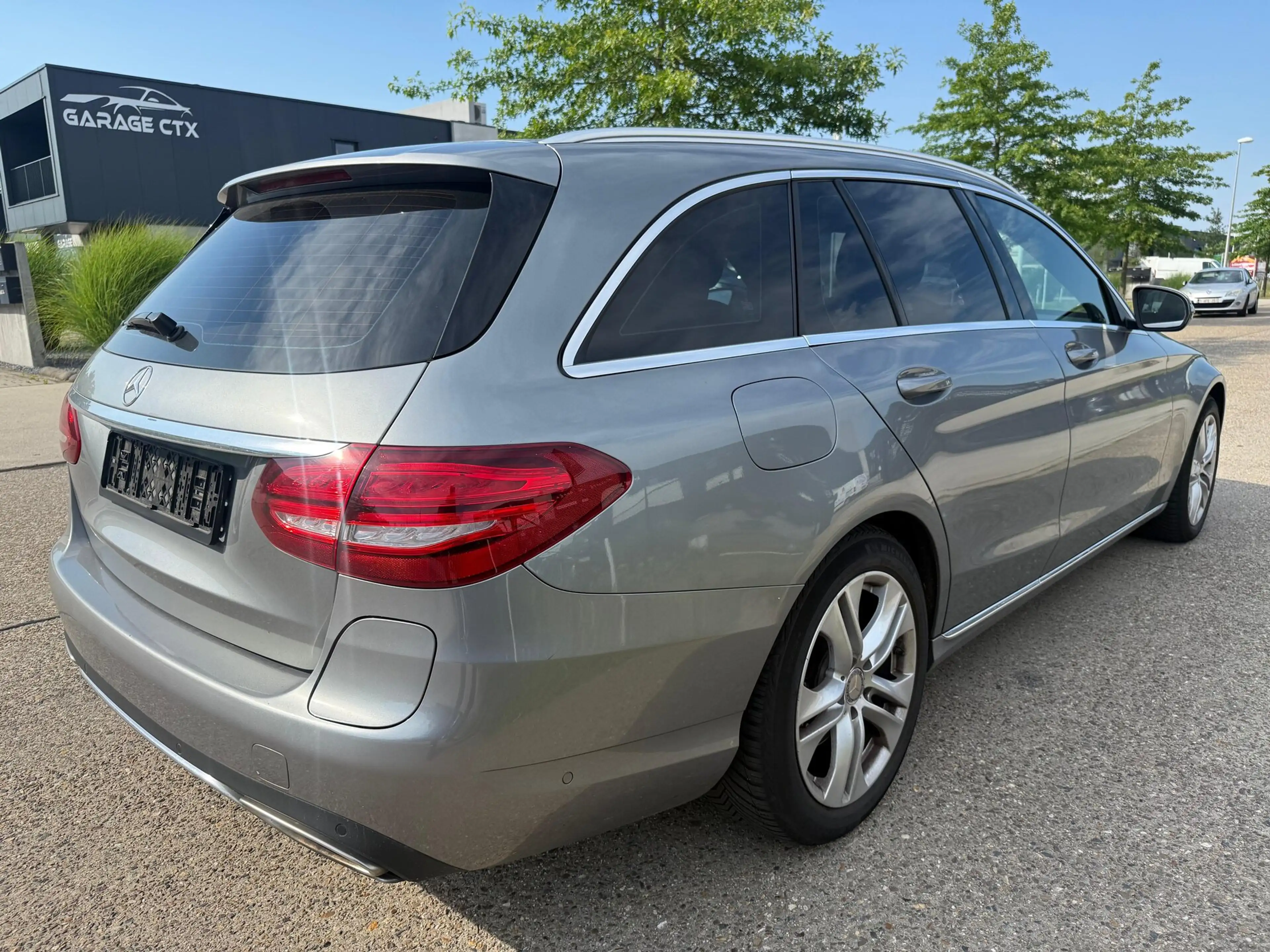 Mercedes-Benz C 350 e Plug In Hybrid GPs Cruise Ctrl. Full Option — photo 4