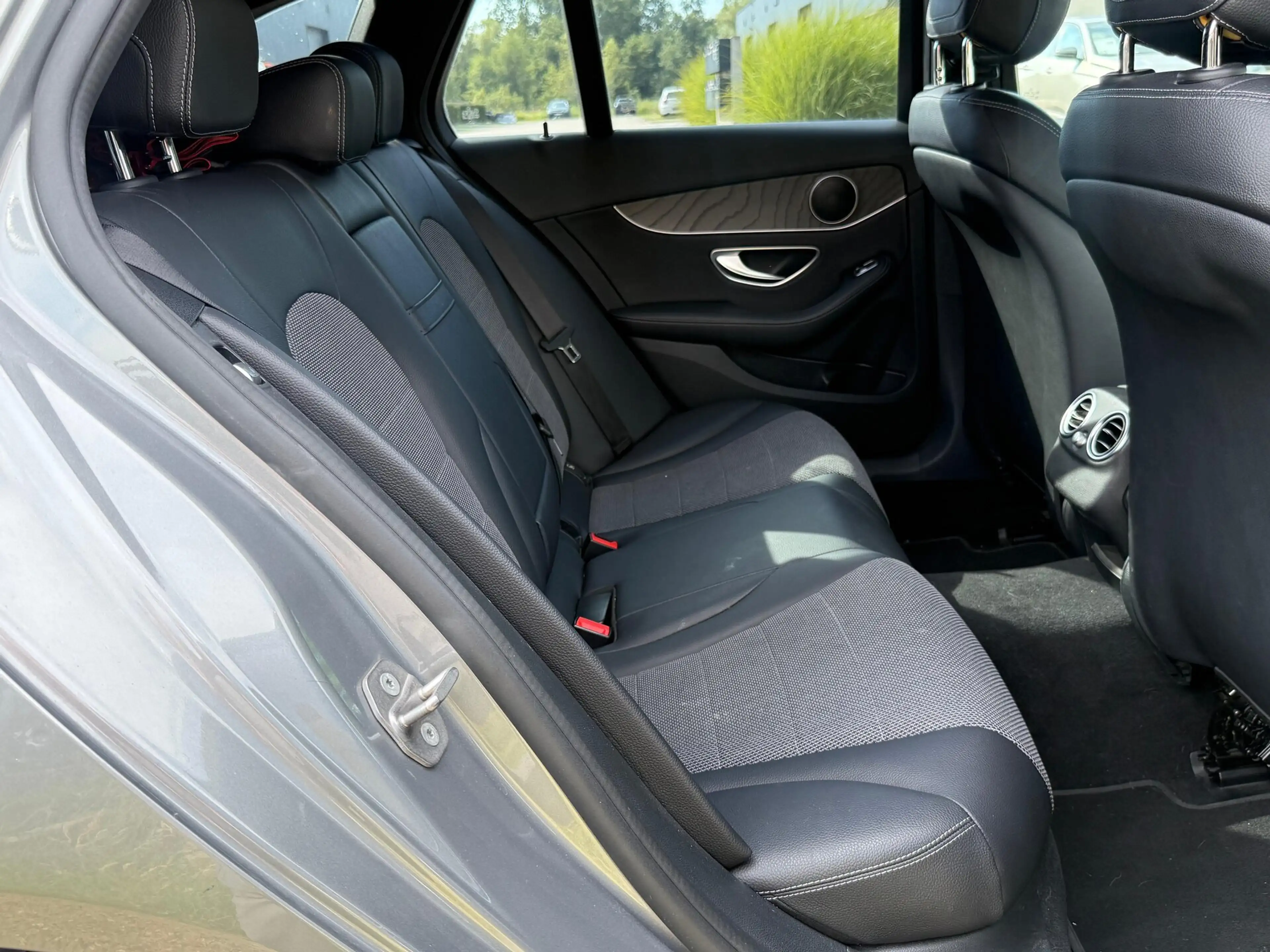 Mercedes-Benz C 350 e Plug In Hybrid GPs Cruise Ctrl. Full Option — photo 10