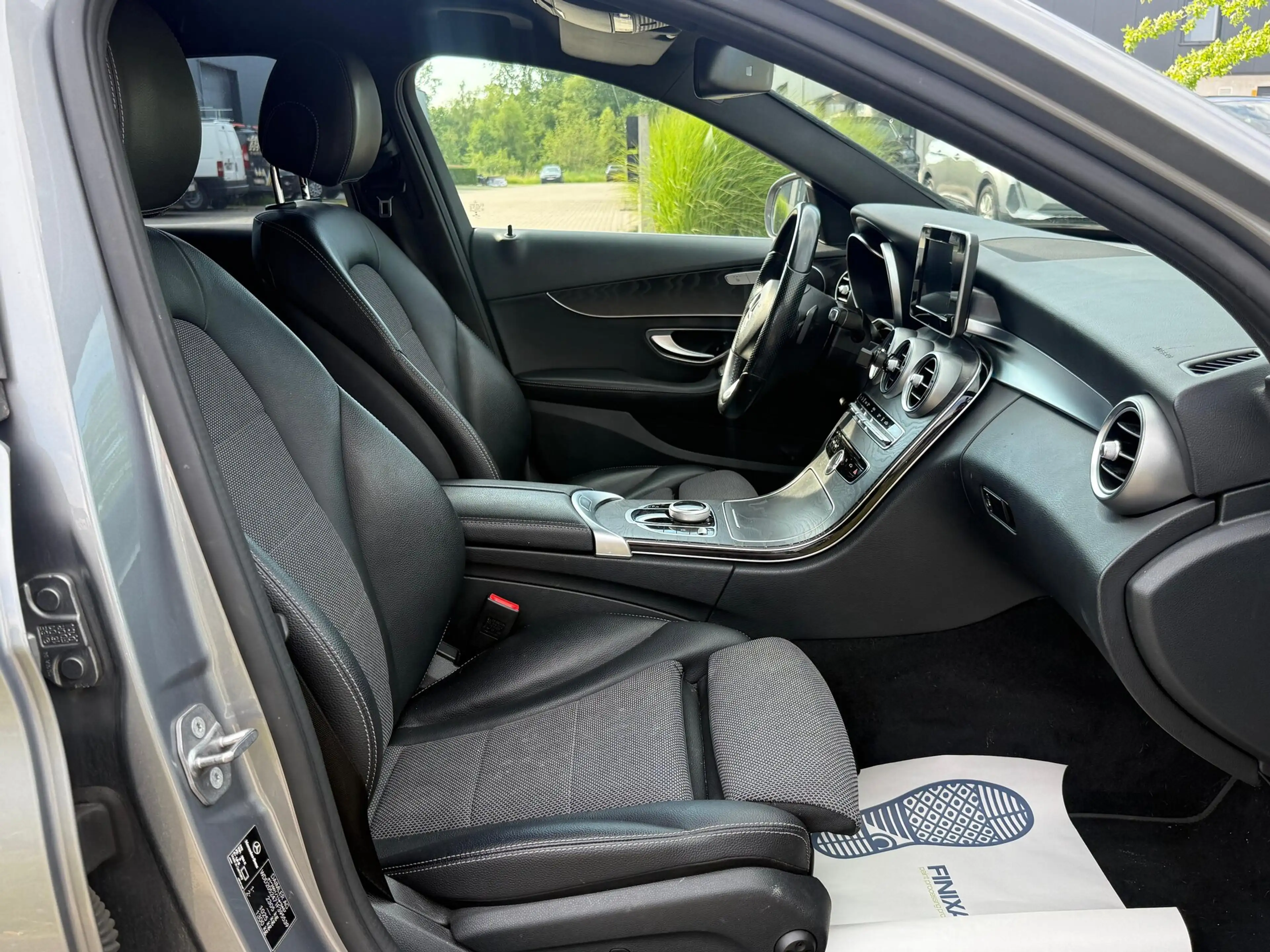 Mercedes-Benz C 350 e Plug In Hybrid GPs Cruise Ctrl. Full Option — photo 8