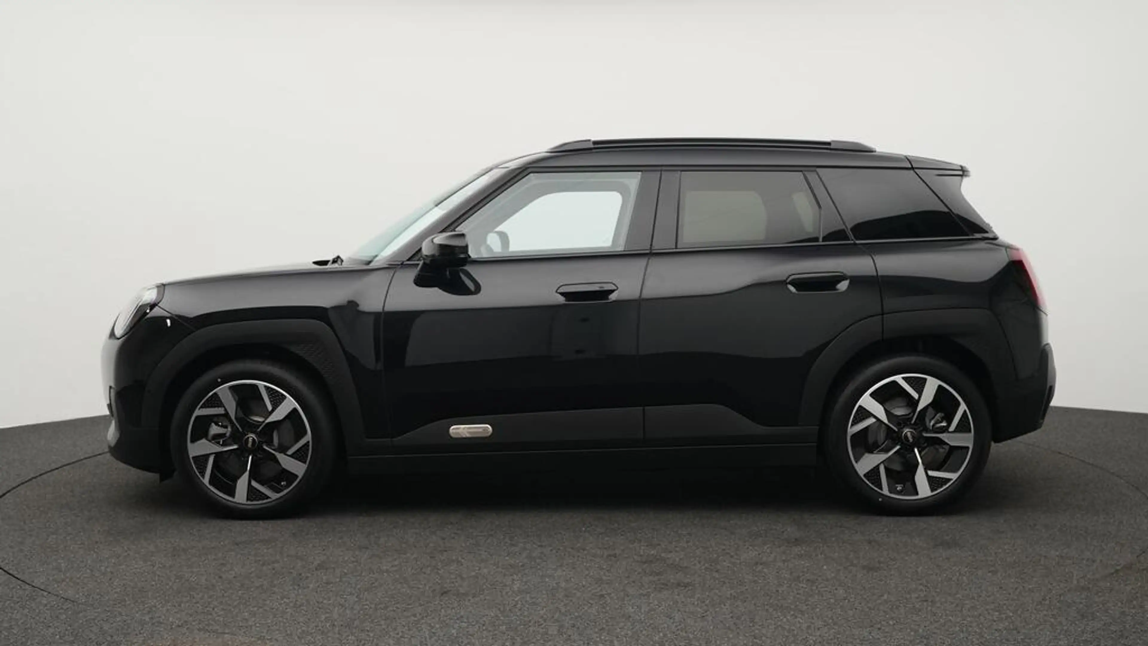 MINI Aceman Classic Trim — photo 3