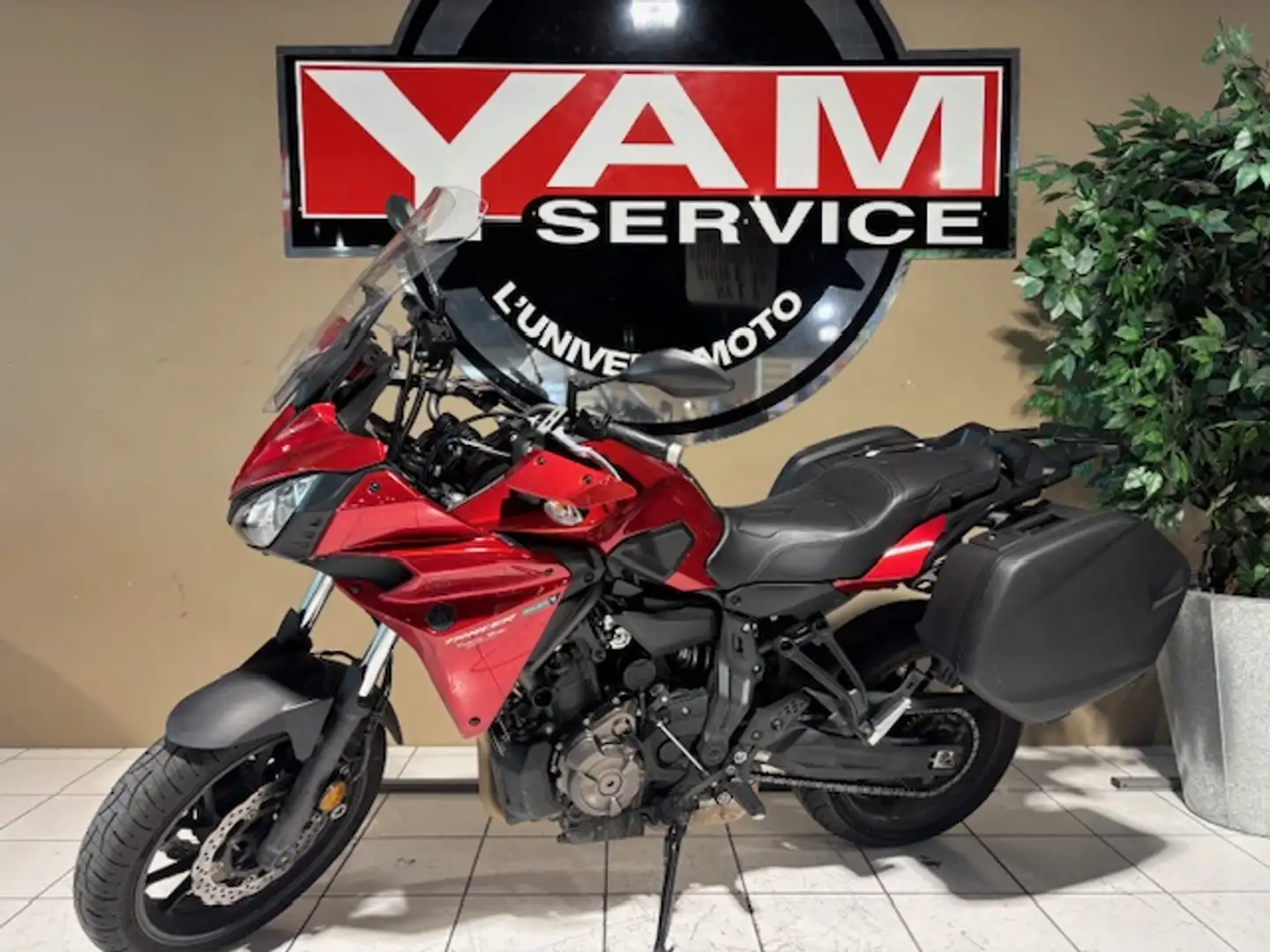 Yamaha Tracer 700 Rouge - 2
