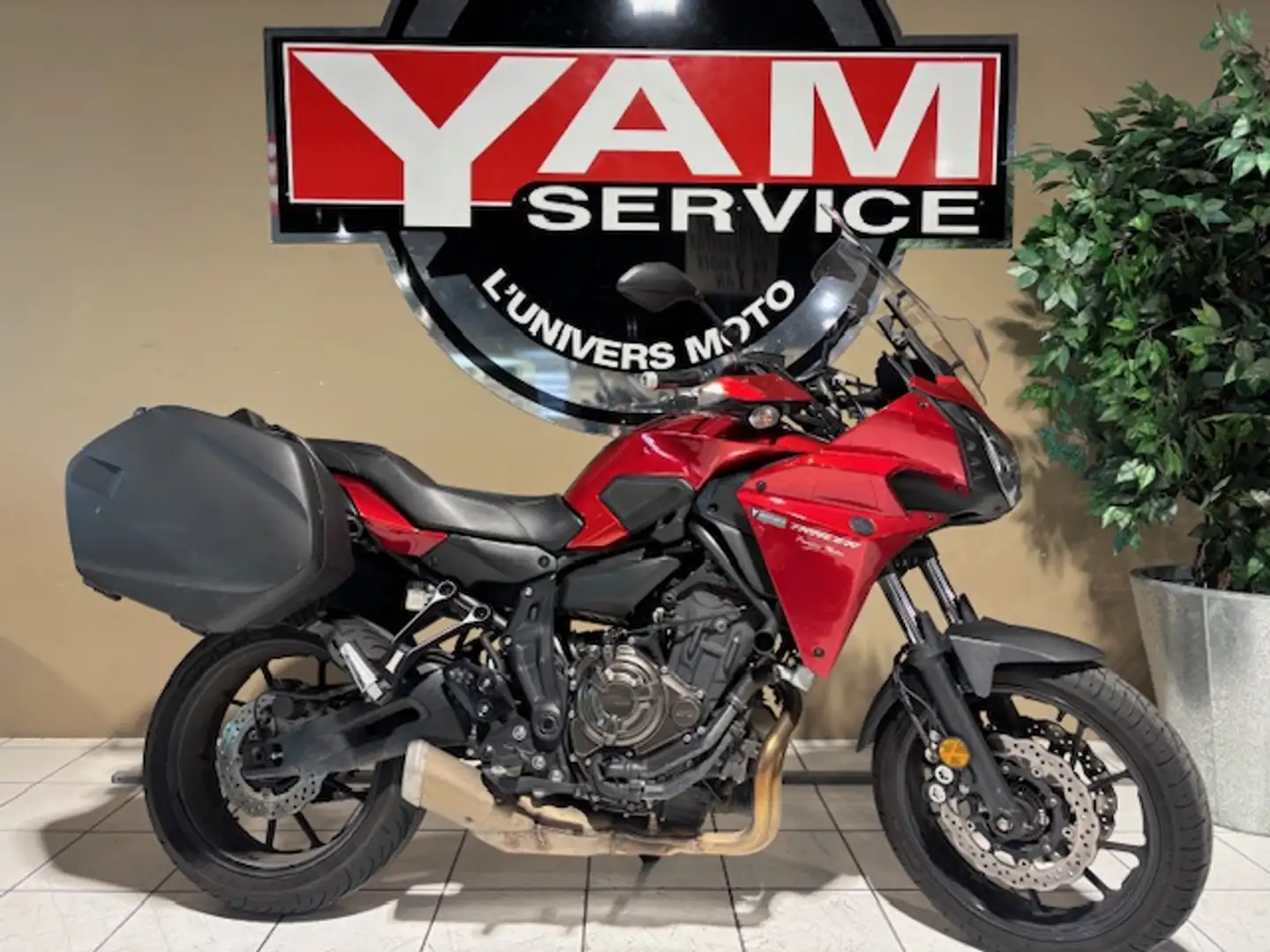Yamaha Tracer 700 Rouge - 1