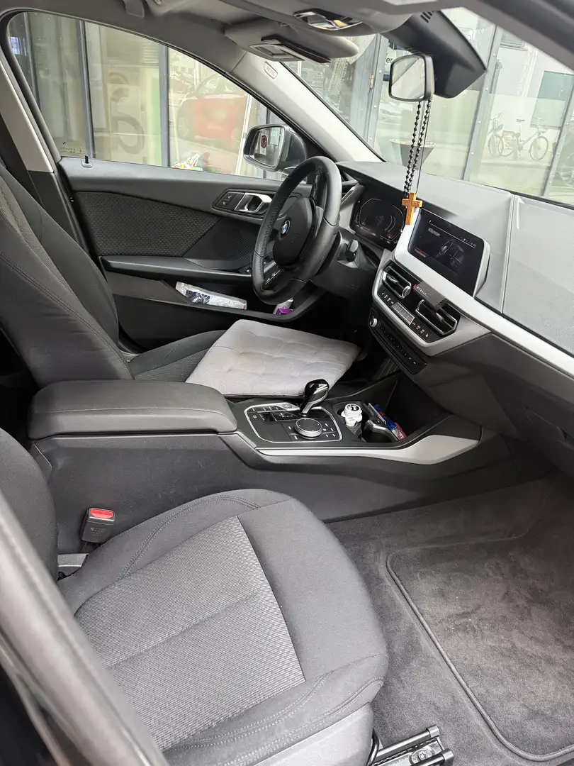 BMW 116 116 i Advantage Schwarz - 2