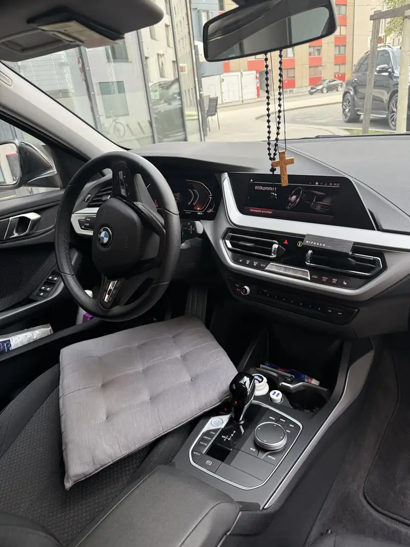 BMW 116 116 i Advantage Schwarz - 1