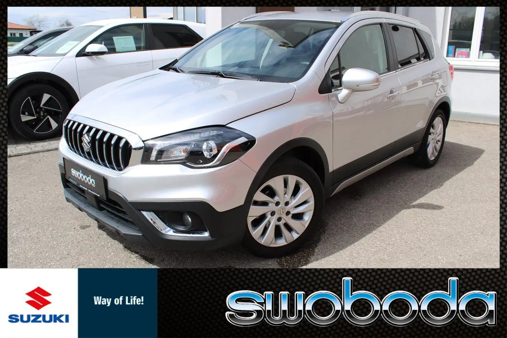 Suzuki SX4 S-Cross 1,0 DITC shine srebrna - 1