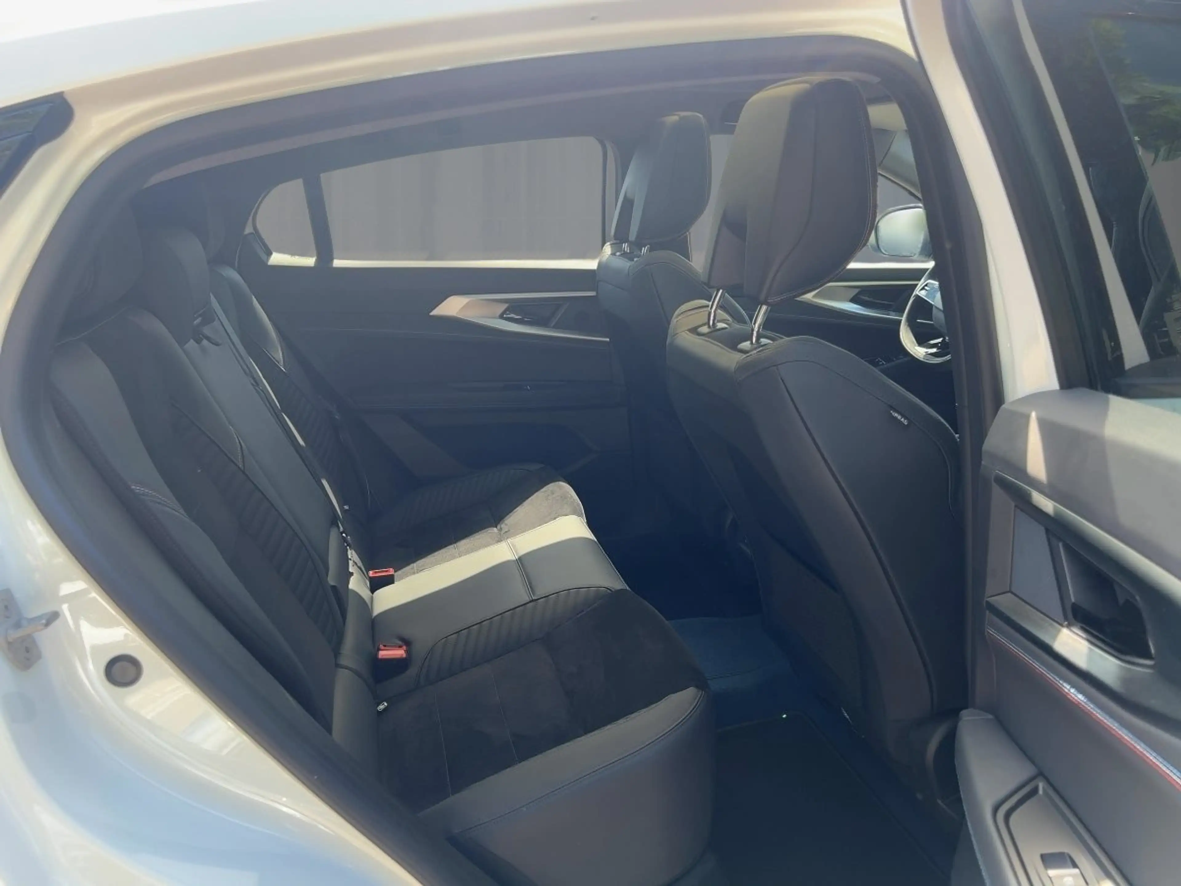 Renault Rafale 1.2 E-TECH Hyper Hybrid 300 Esprit Alpine — photo 9