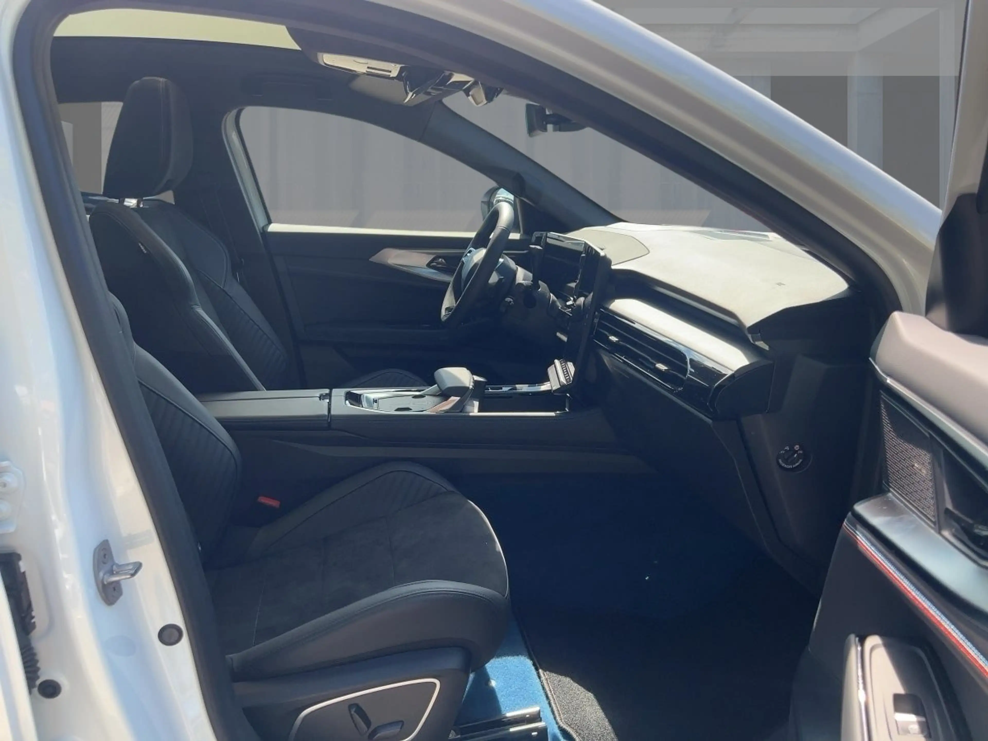 Renault Rafale 1.2 E-TECH Hyper Hybrid 300 Esprit Alpine — photo 8