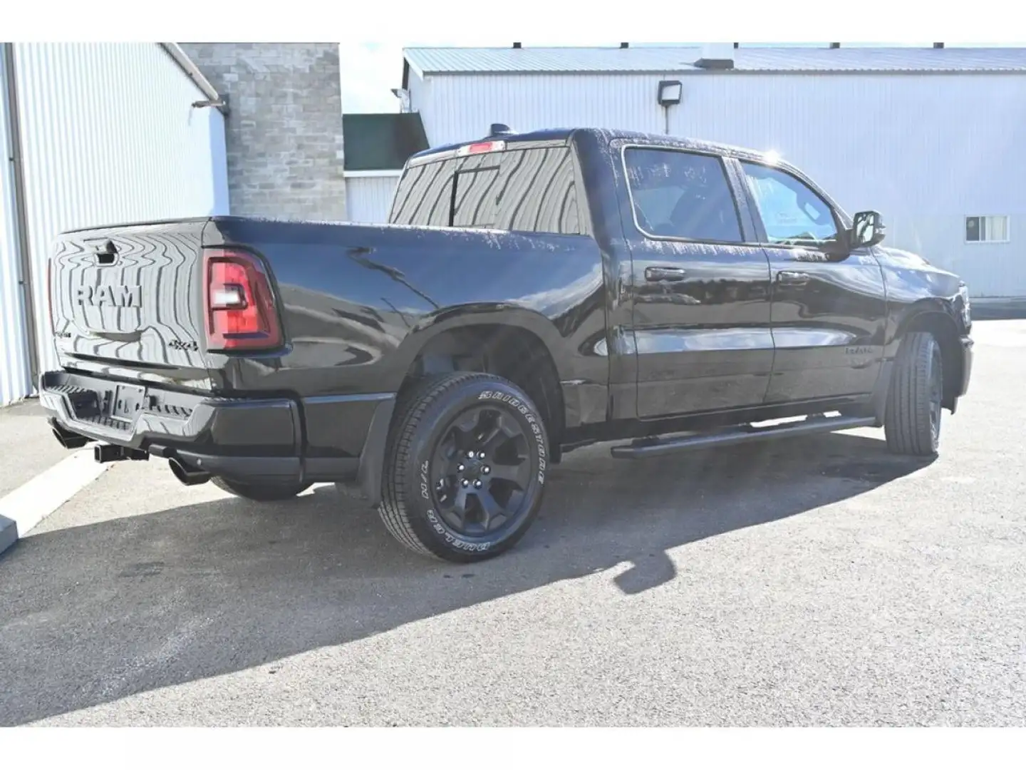 Dodge RAM 1500 CREW CAB SPORT BLACK PACKAGE 2025 Black - 2