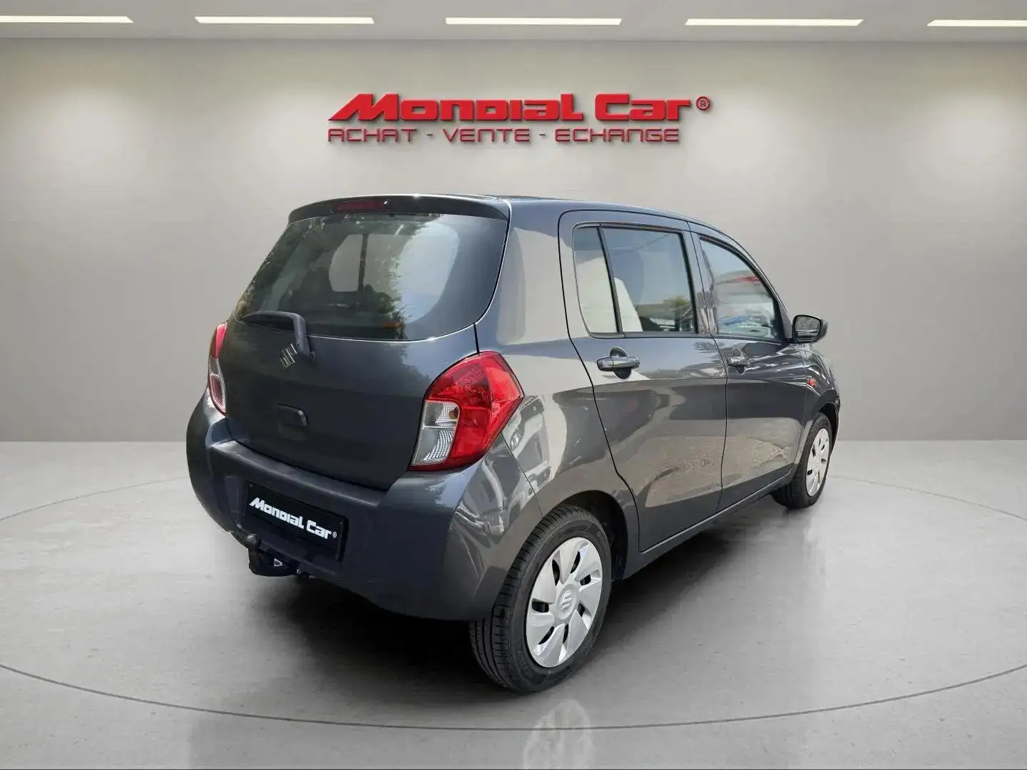 Suzuki Celerio Celerio 1.0i GL *Airco*Marchand ou export* Noir - 2