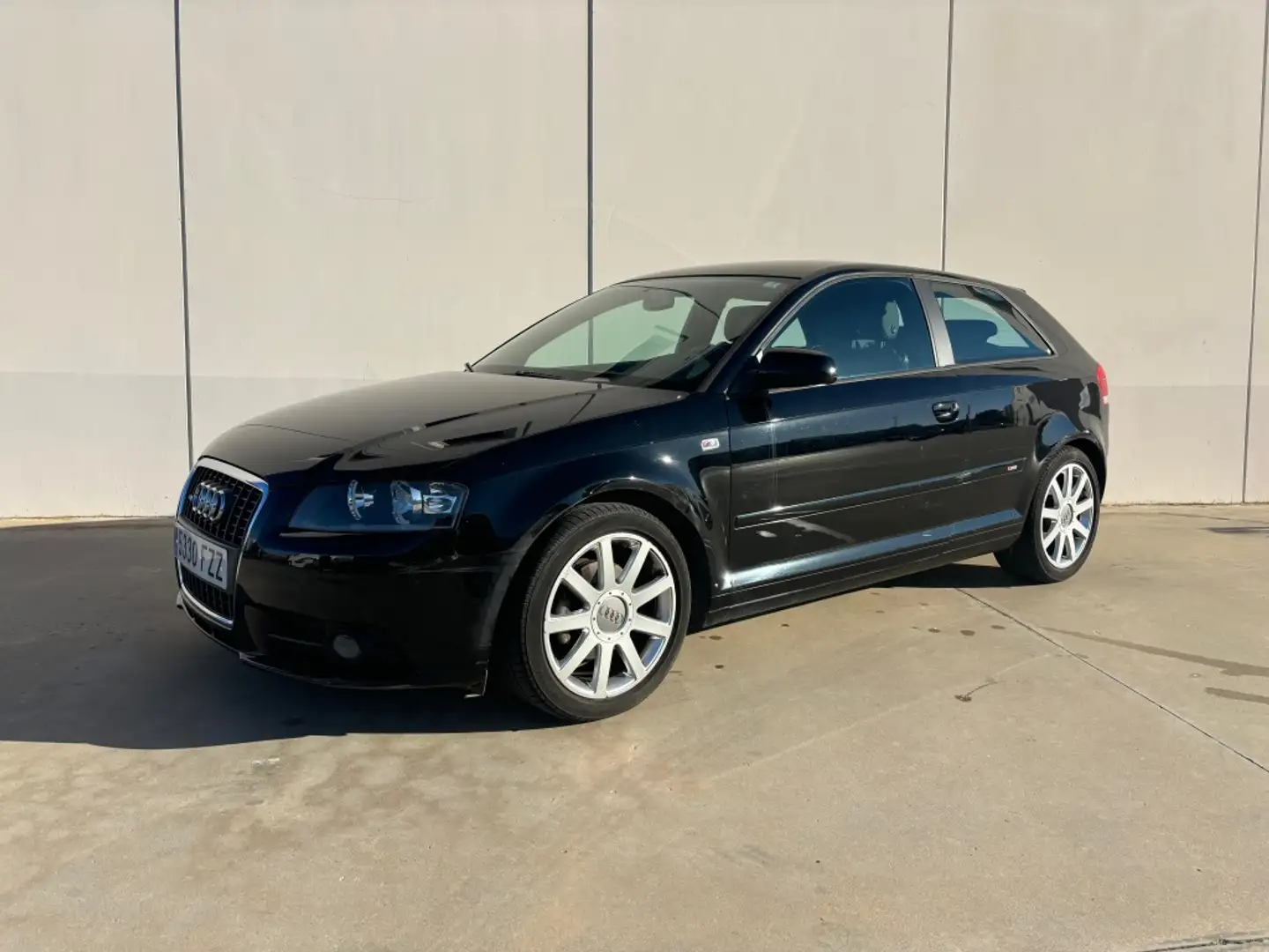 Audi A3 2.0TDI Ambition DPF Negro - 1