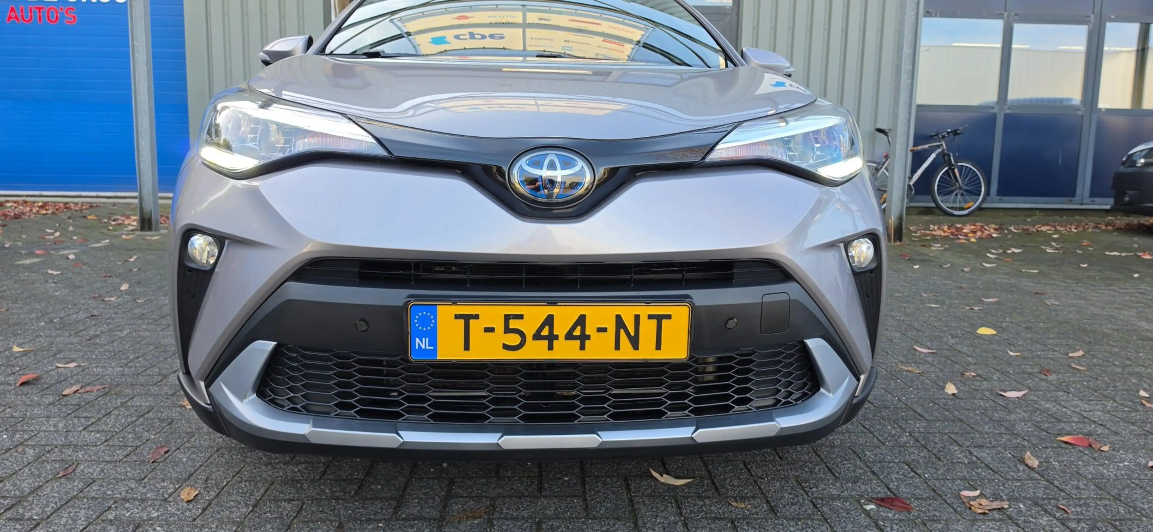 Toyota C-HR 2.0 Hybrid 152PK Navi Cruise Camera Leder Zeer moo — photo 38
