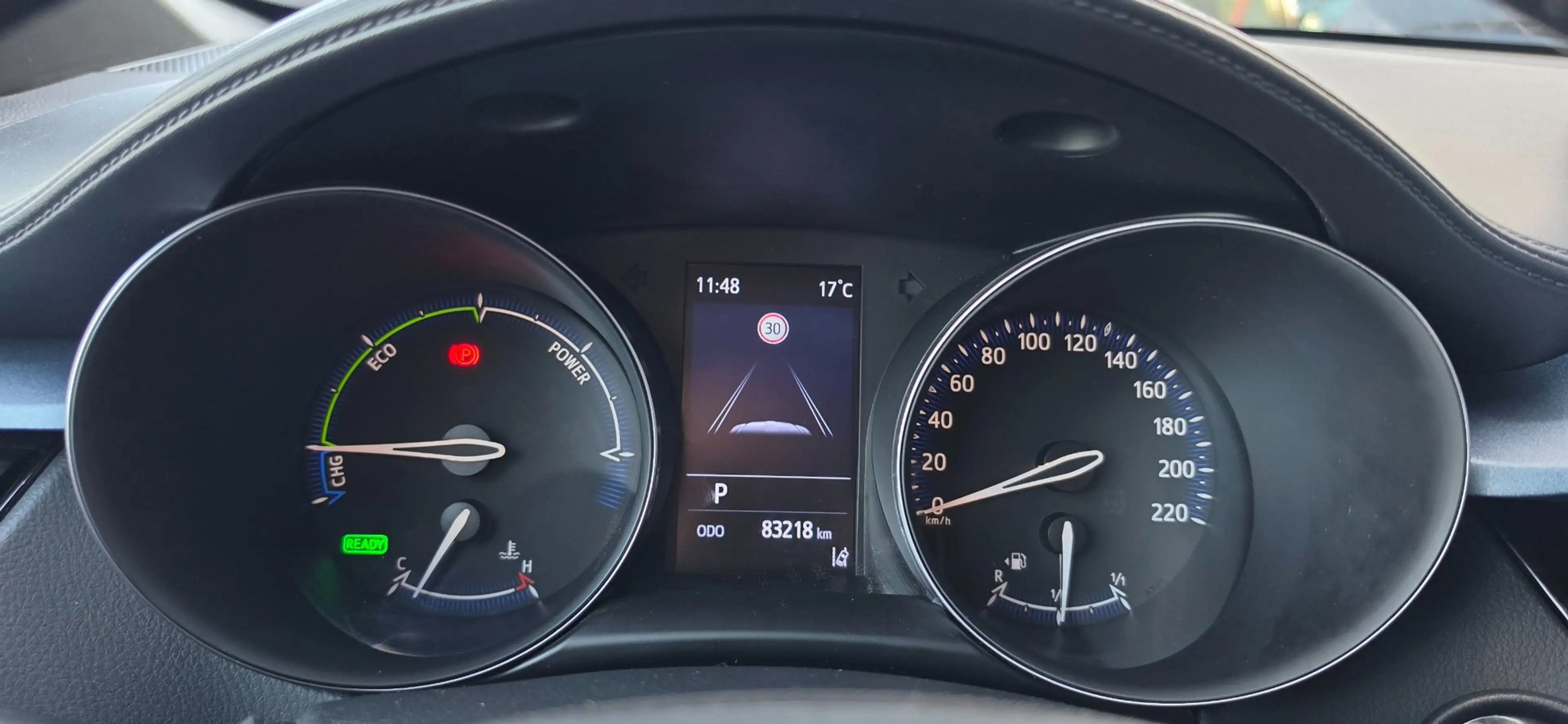 Toyota C-HR 2.0 Hybrid 152PK Navi Cruise Camera Leder Zeer moo — photo 18