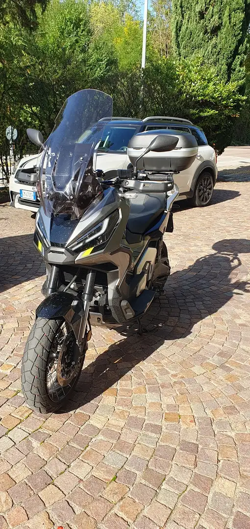 Honda X-ADV Limited Argintiu - 1