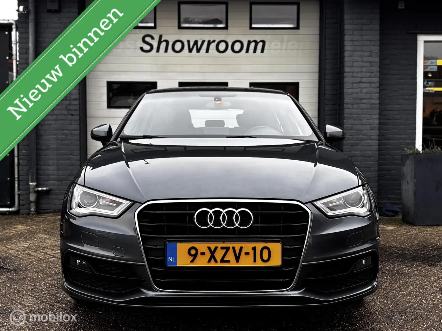 Audi A3 Sportback 1.4 TFSI Attraction Pro Line Plus *G-TRO Grau - 2