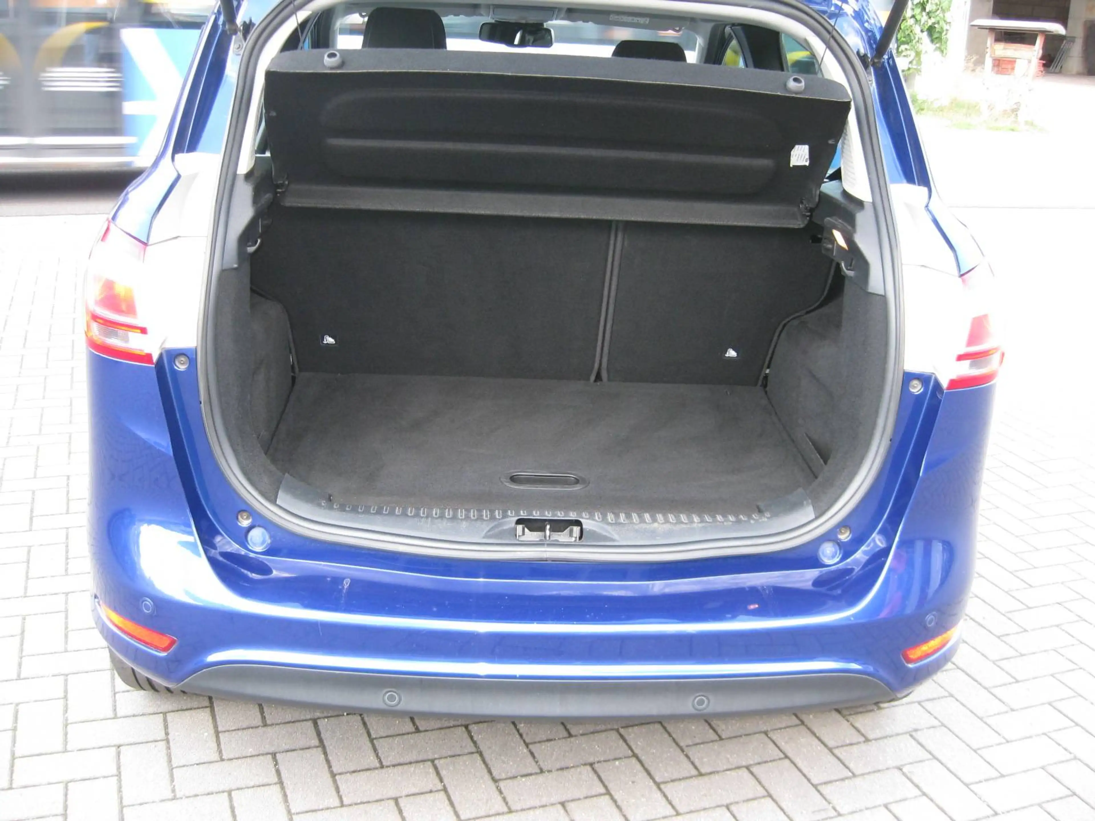 Ford B-Max B-MAX 1.0 EcoBoost Titanium — photo 11