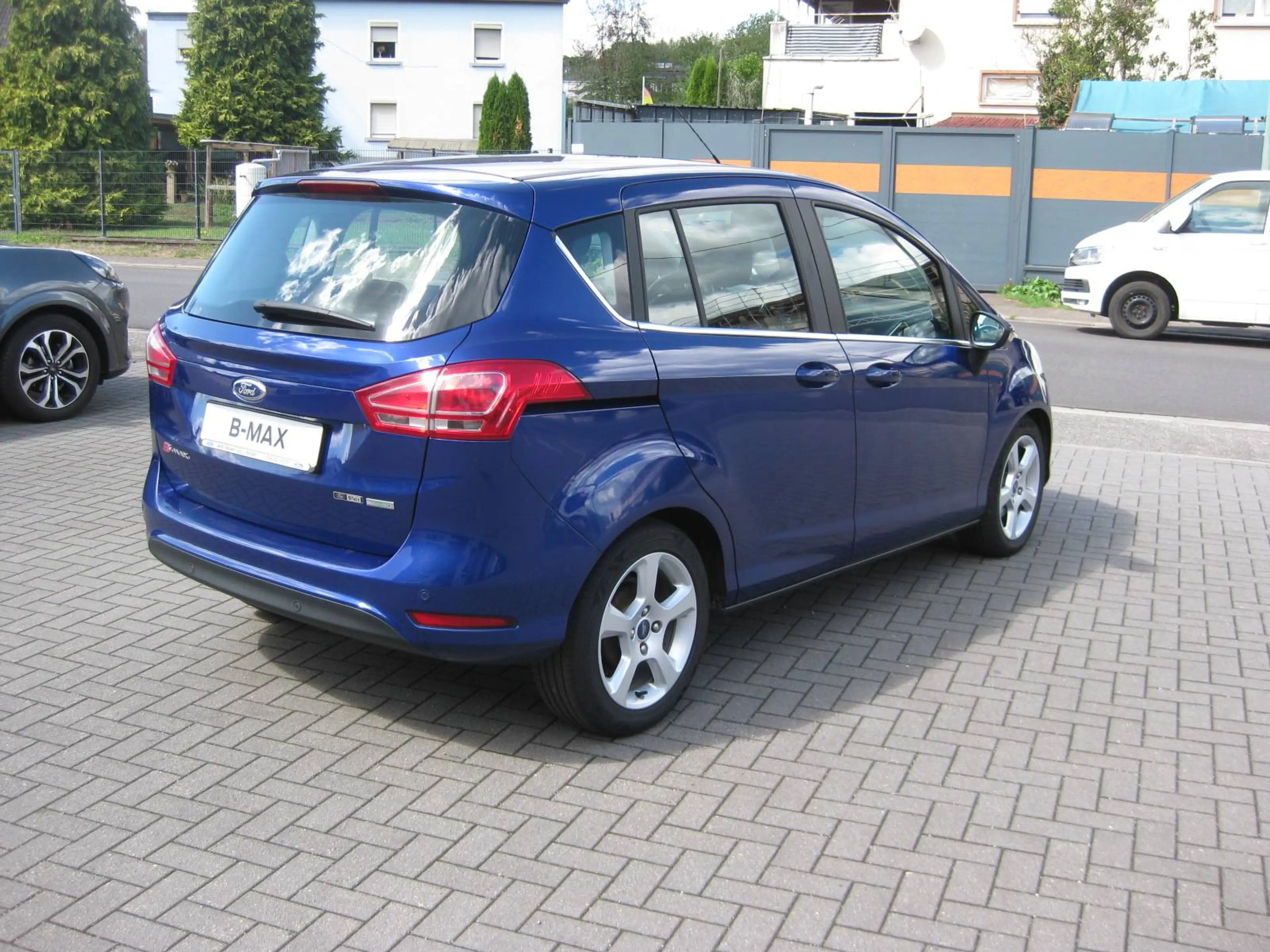 Ford B-Max B-MAX 1.0 EcoBoost Titanium — photo 4
