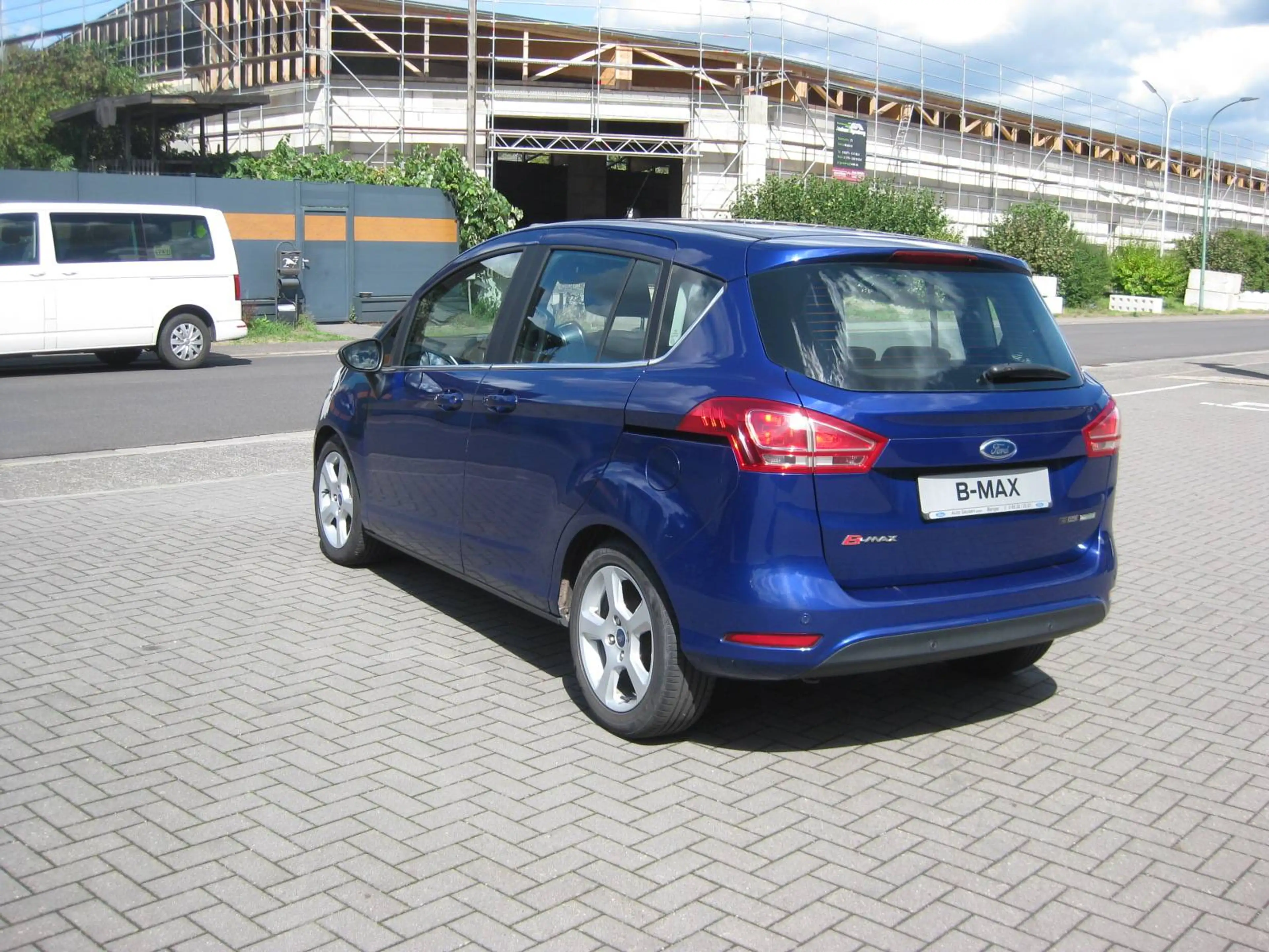 Ford B-Max B-MAX 1.0 EcoBoost Titanium — photo 2
