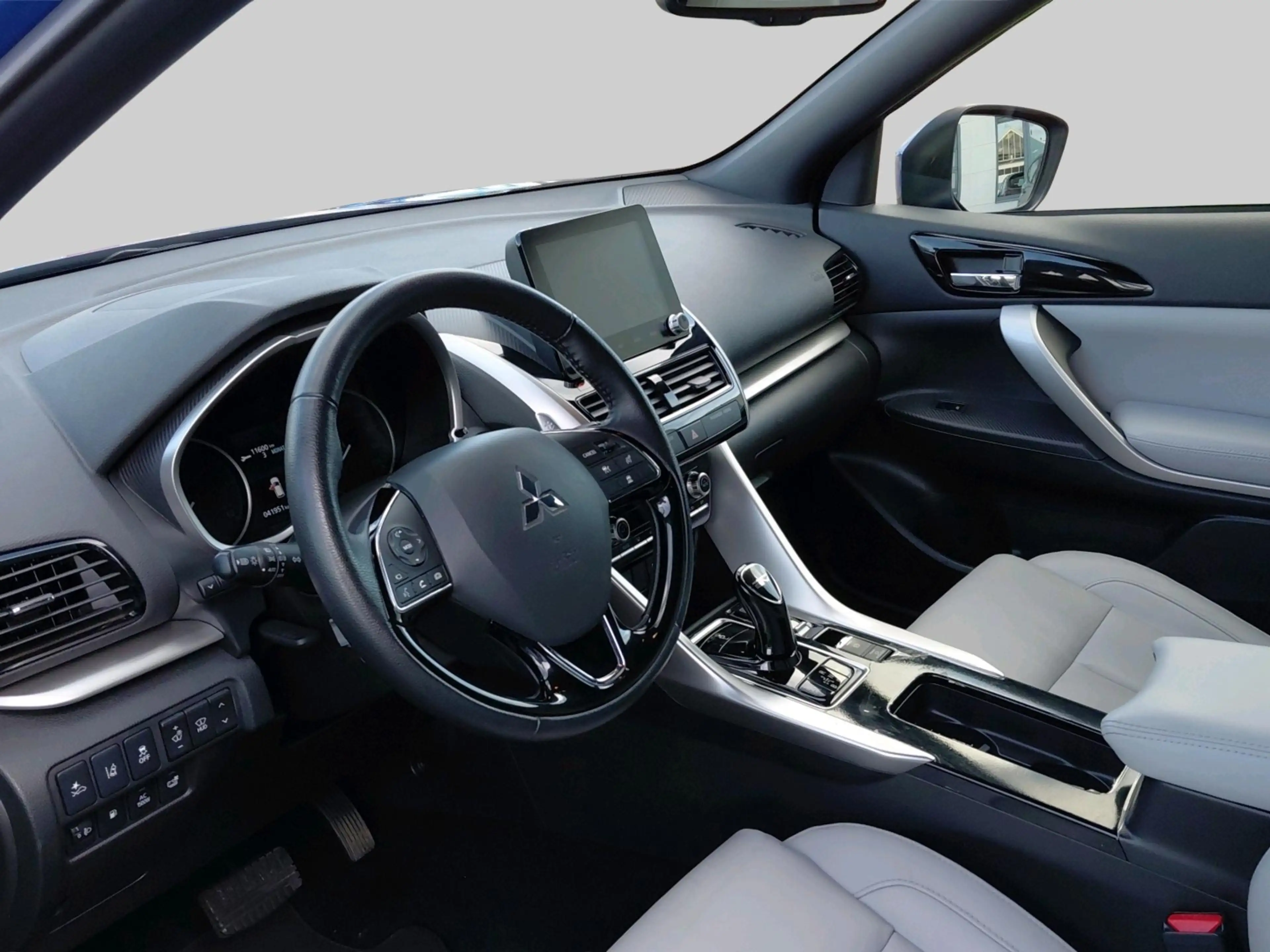 Mitsubishi Eclipse Cross 2.4 PHEV Instyle — photo 4
