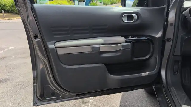Citroen C4 Cactus view 7