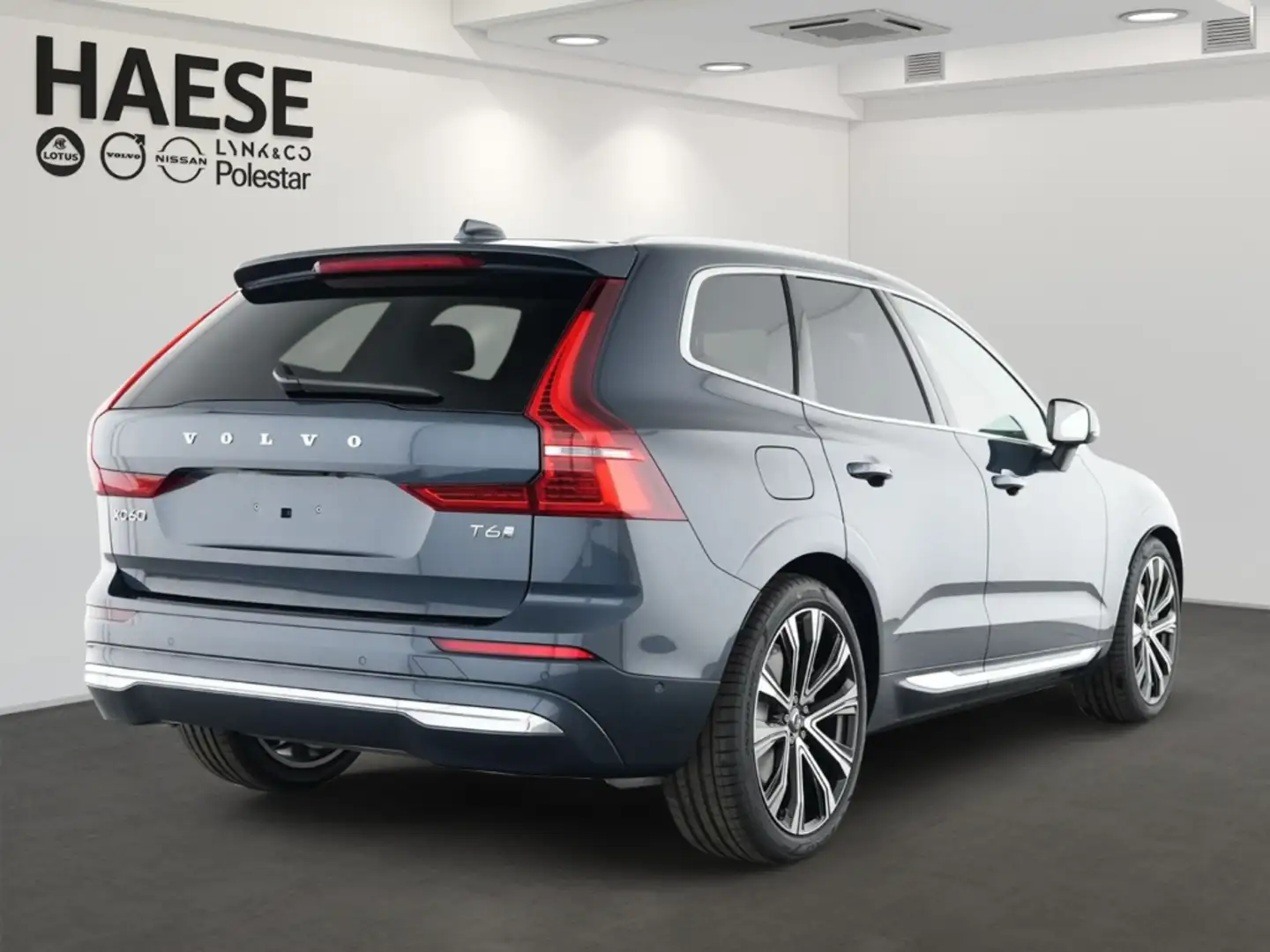 Volvo XC60 T6 Plus Bright Plug-In Hybrid AWD EU6d Luftfederun Blau - 2
