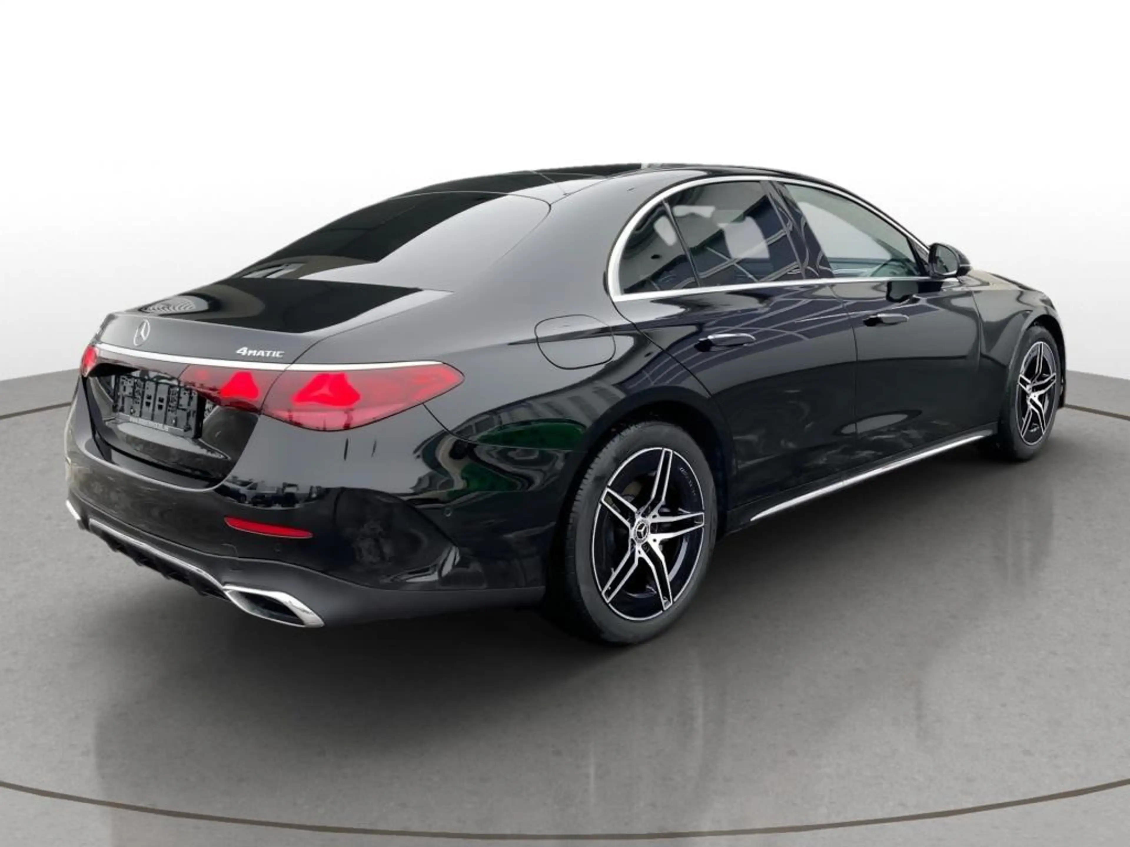Mercedes-Benz E 220 d 4M EDITION AMG-Line+Pano+AHK+DISTR+360°K — photo 5